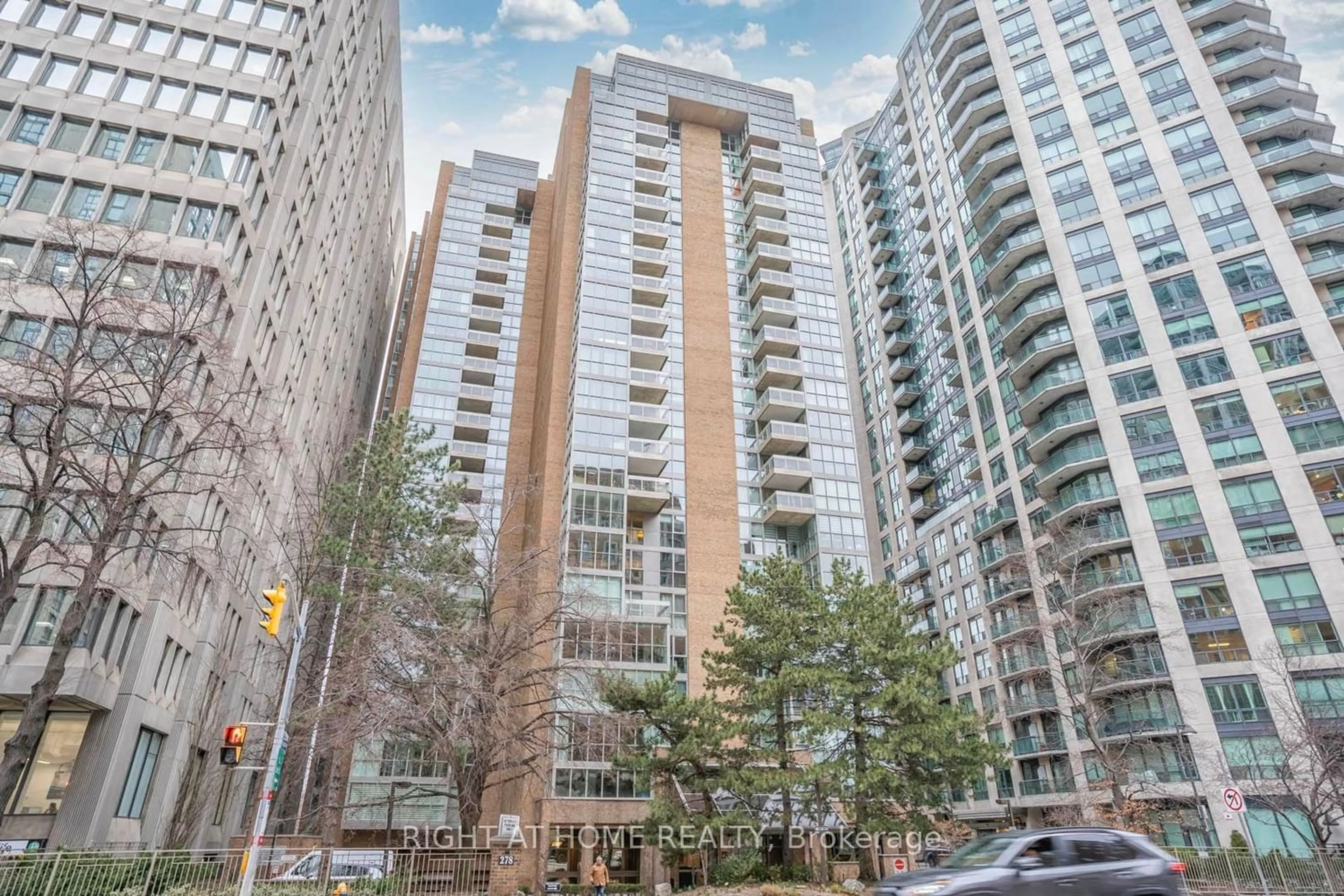 A pic from exterior of the house or condo for 278 Bloor St #Ph 811, Toronto Ontario M4W 3M4