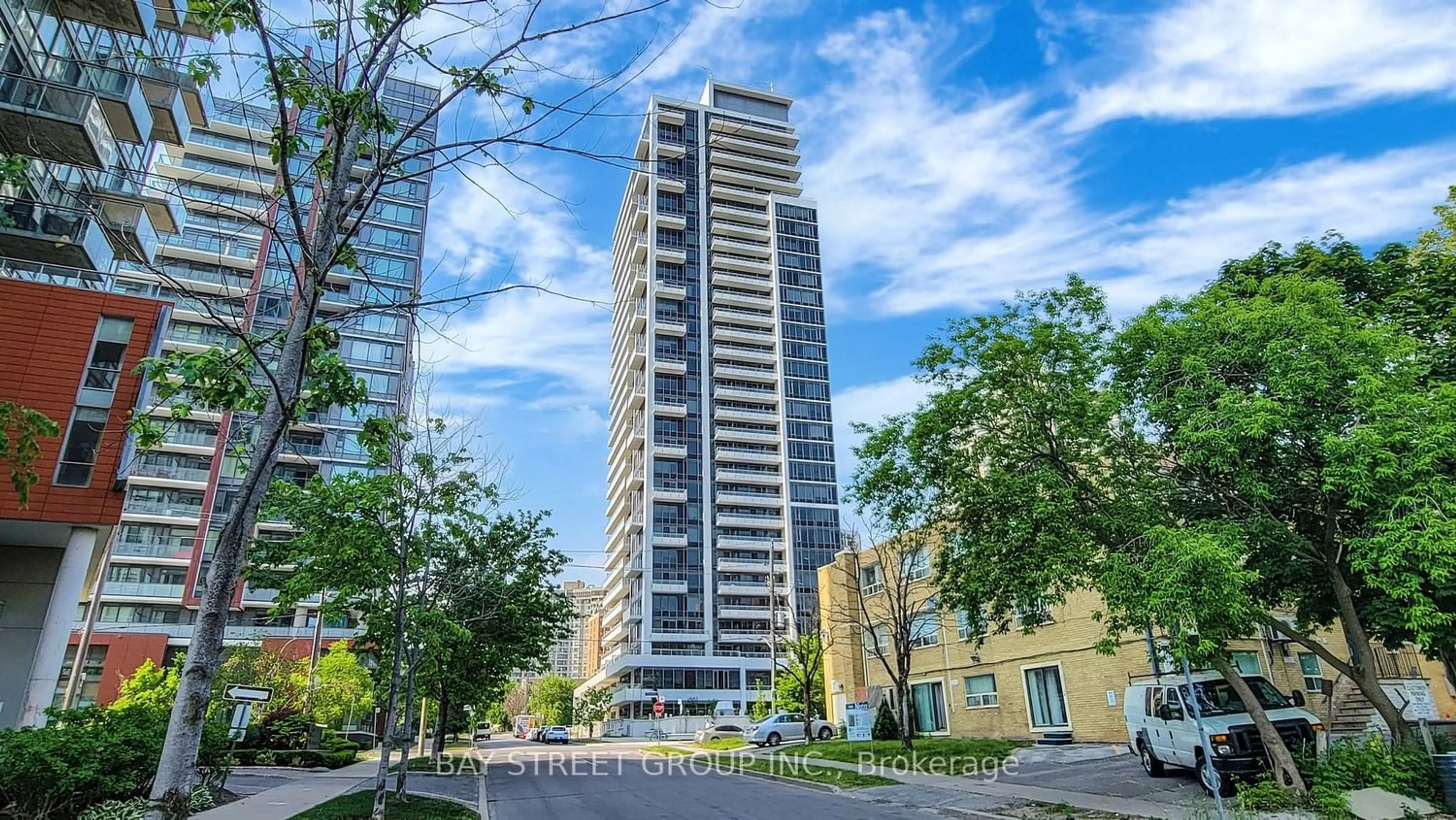 A pic from exterior of the house or condo for 75 Canterbury Pl #1609, Toronto Ontario M2N 2N1