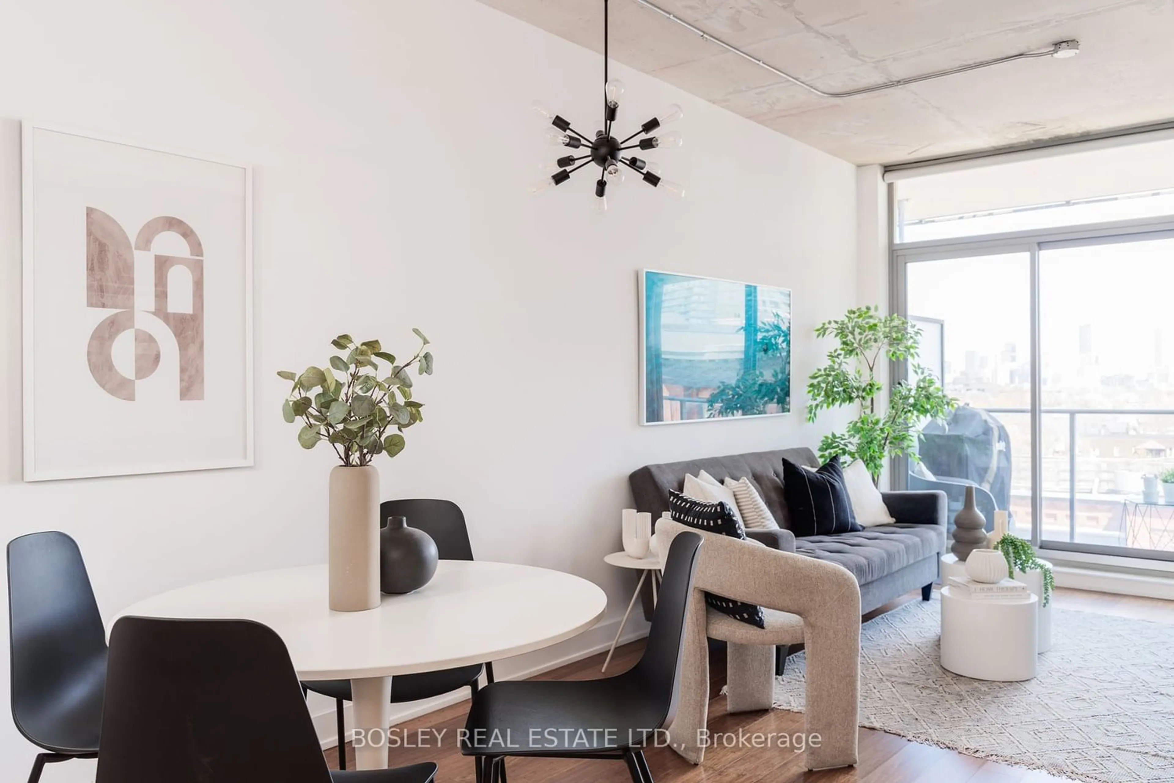 Other indoor space for 2 Gladstone Ave #704, Toronto Ontario M6J 0B2