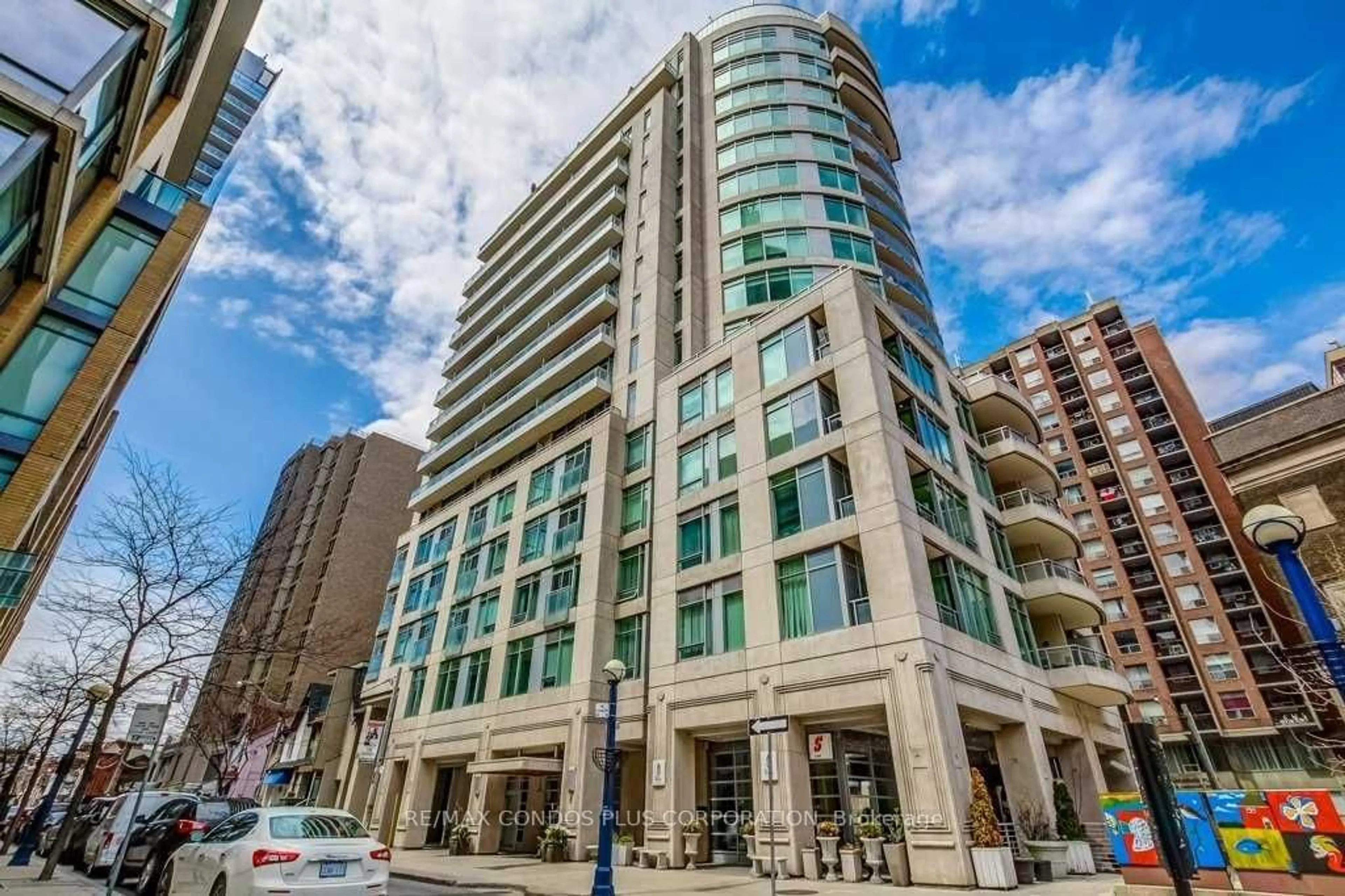 A pic from exterior of the house or condo for 8 Scollard St #302, Toronto Ontario M5R 1M2
