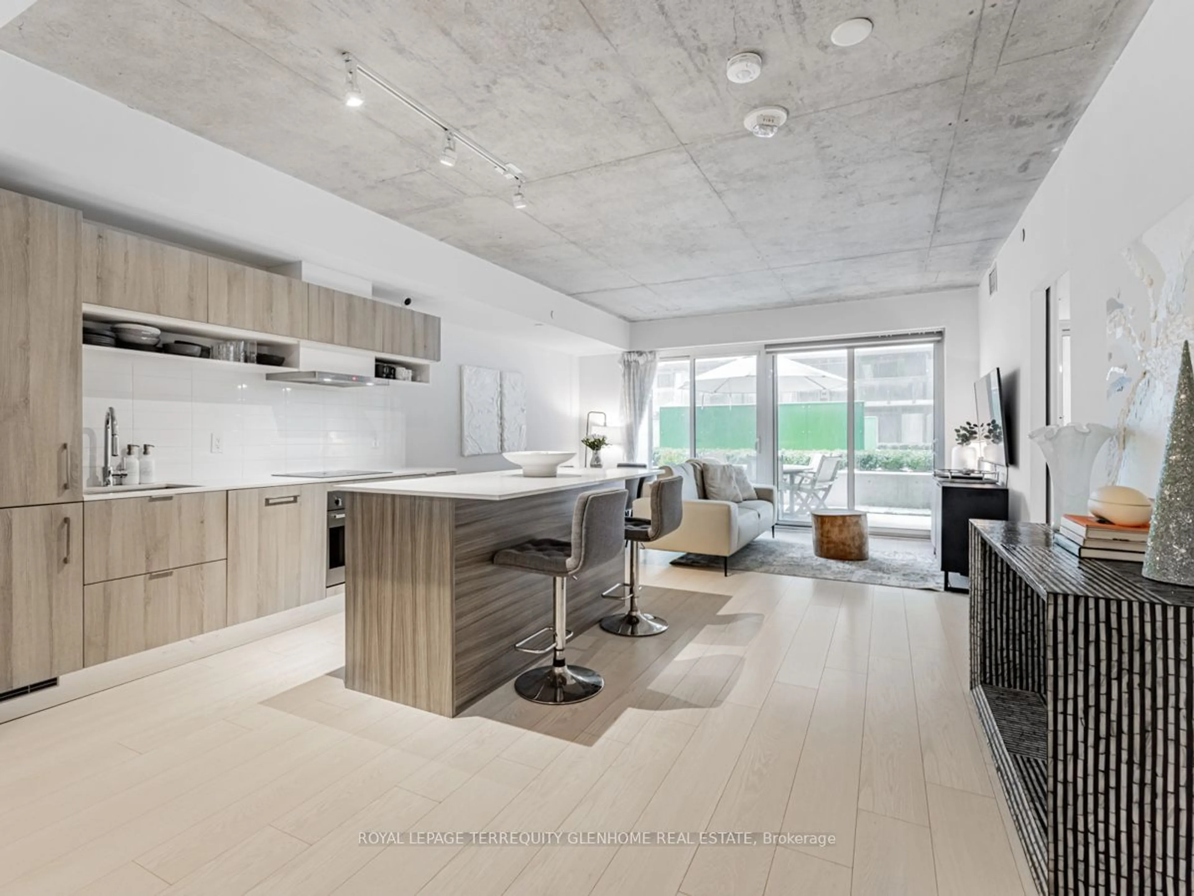 Contemporary kitchen for 5 Soudan Ave #644, Toronto Ontario M4S 0B1