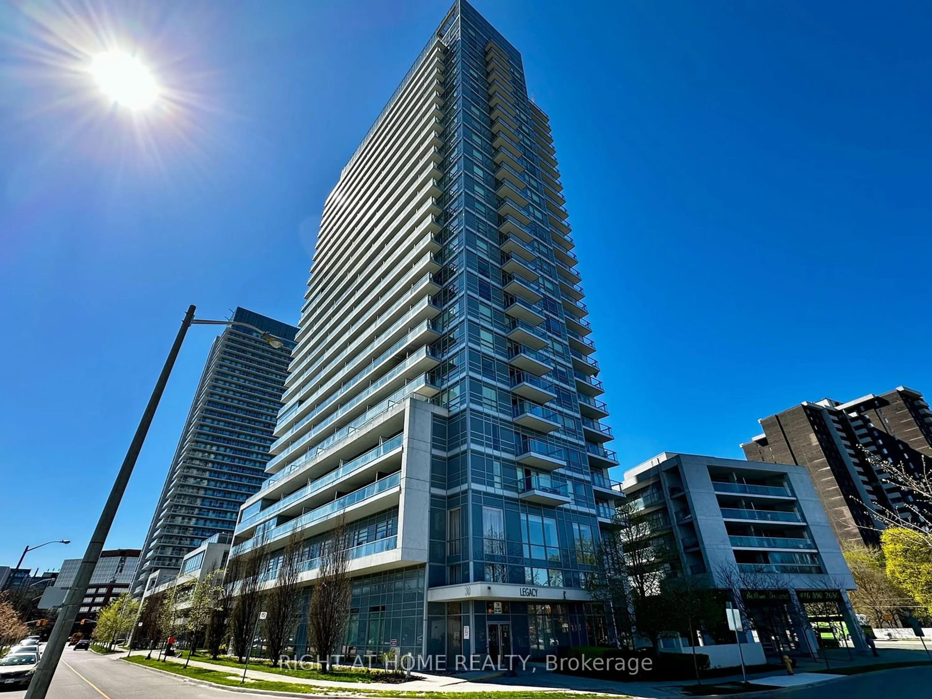 A pic from exterior of the house or condo for 30 Herons Hill Way #1409, Toronto Ontario M2J 0A7