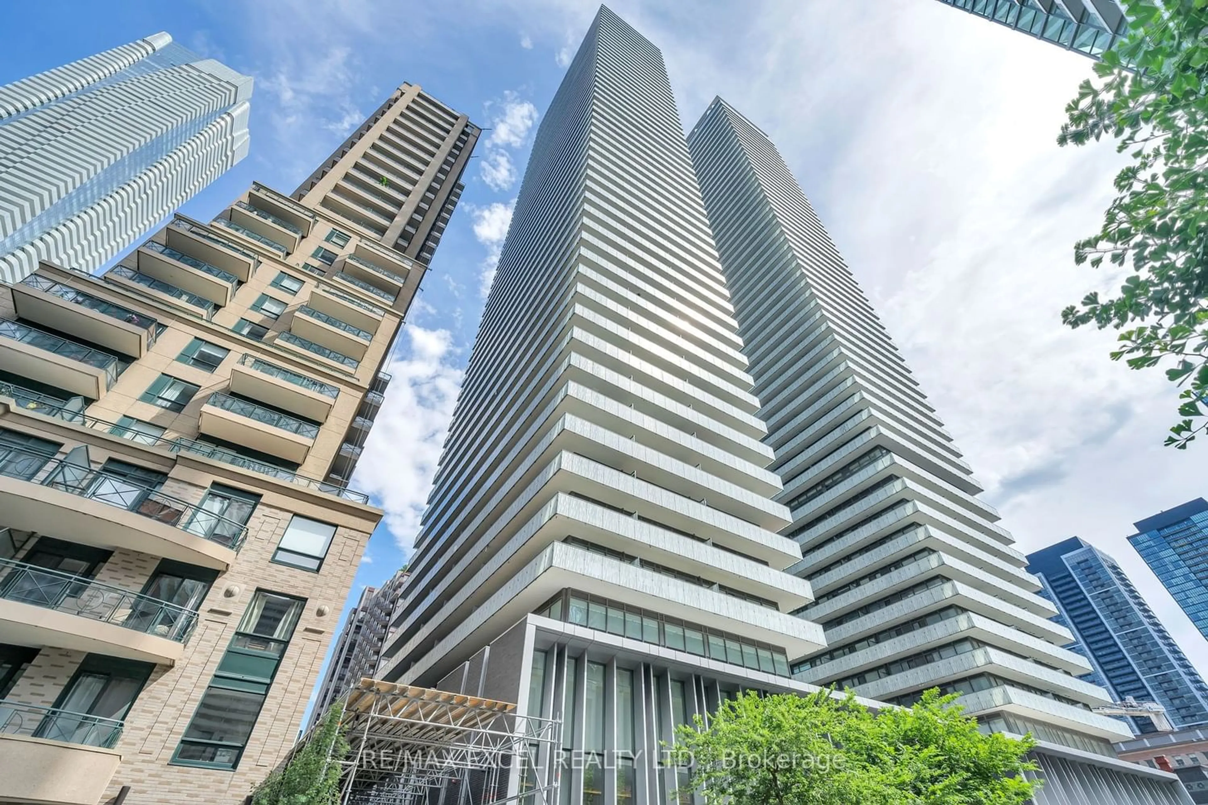 A pic from exterior of the house or condo for 42 Charles St #3706, Toronto Ontario M4Y 0B7