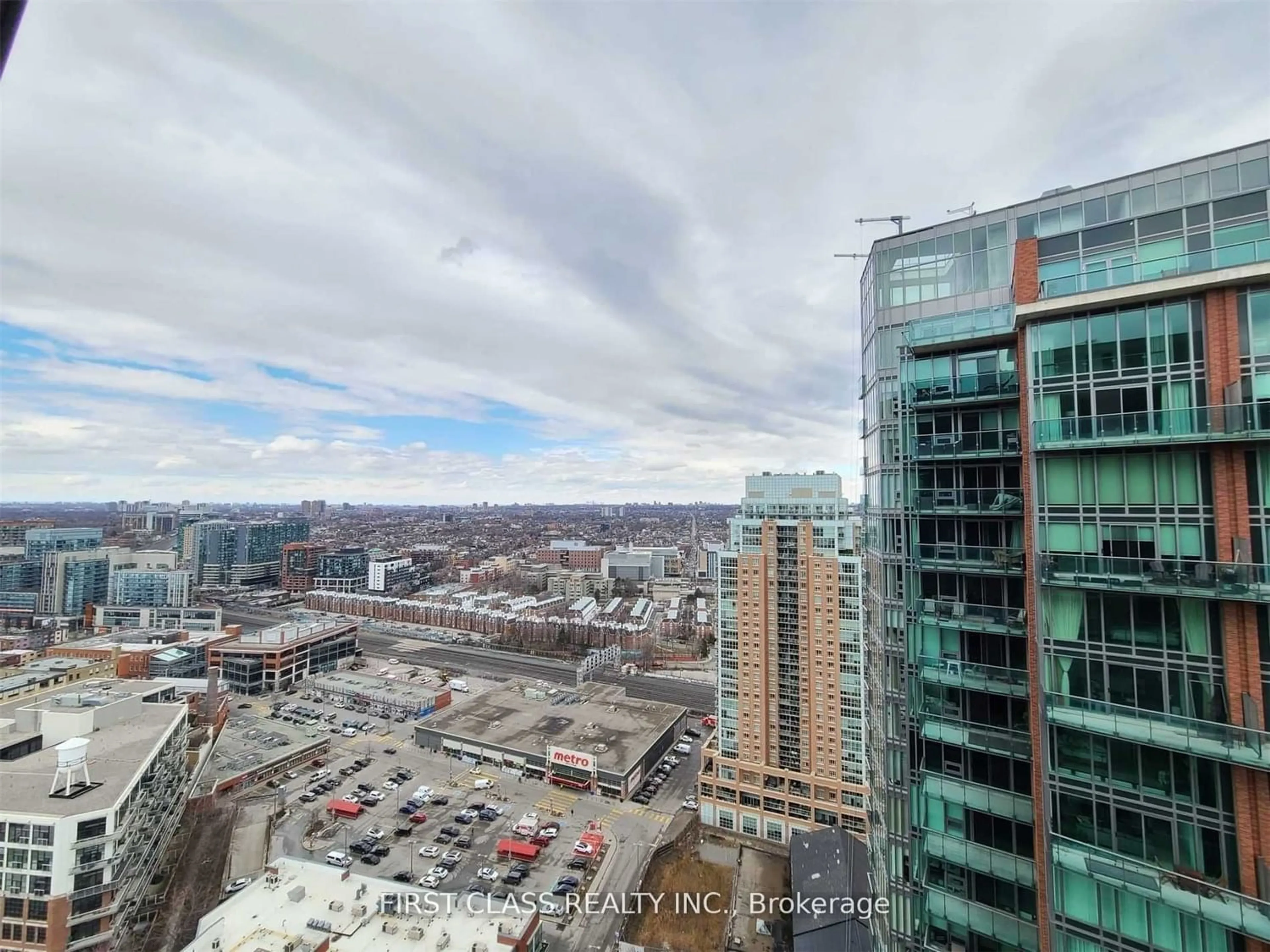 A pic from exterior of the house or condo for 135 East Liberty St #2606, Toronto Ontario M6K 3P6