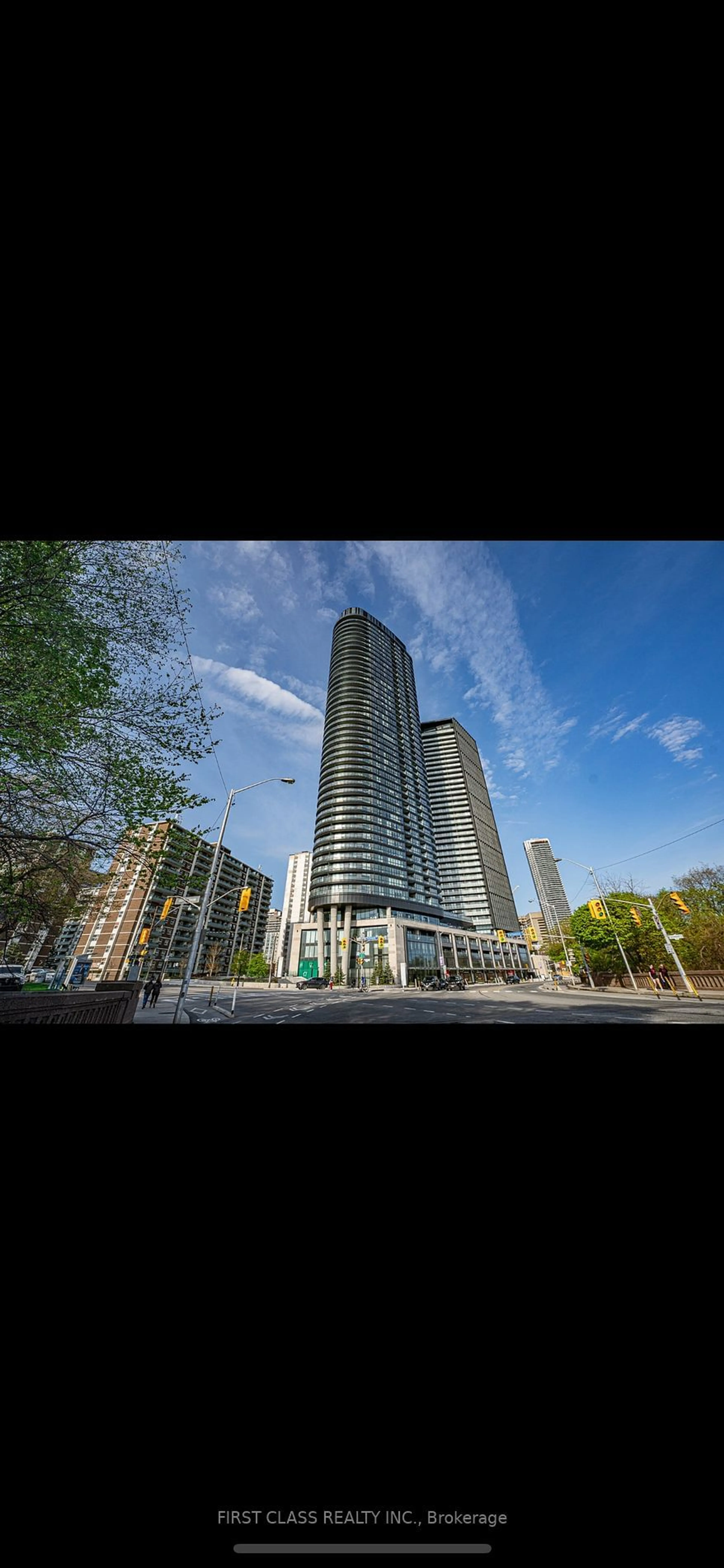 A pic from exterior of the house or condo for 585 Bloor St #3720, Toronto Ontario M4W 0B3