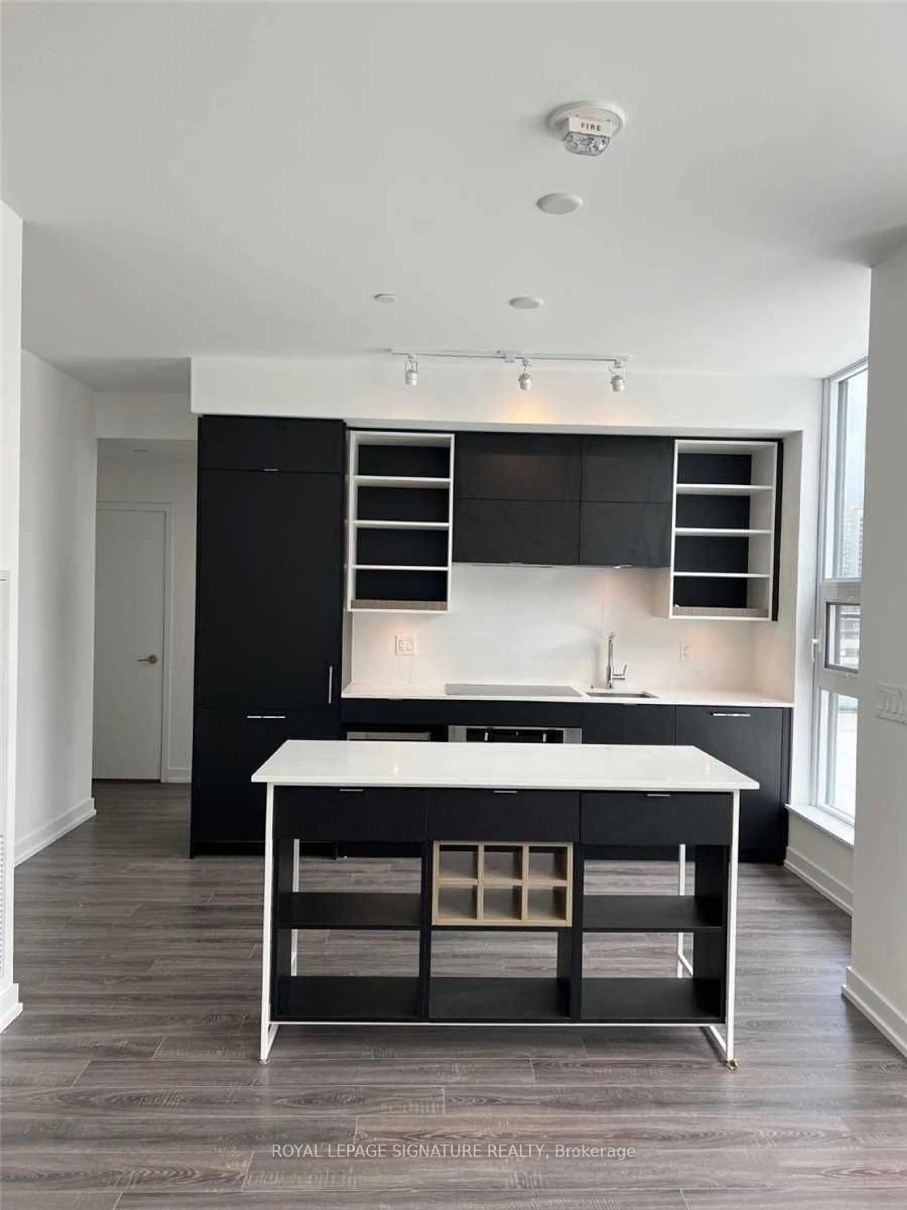 Contemporary kitchen for 20 Edward St #501, Toronto Ontario M5G 0C5