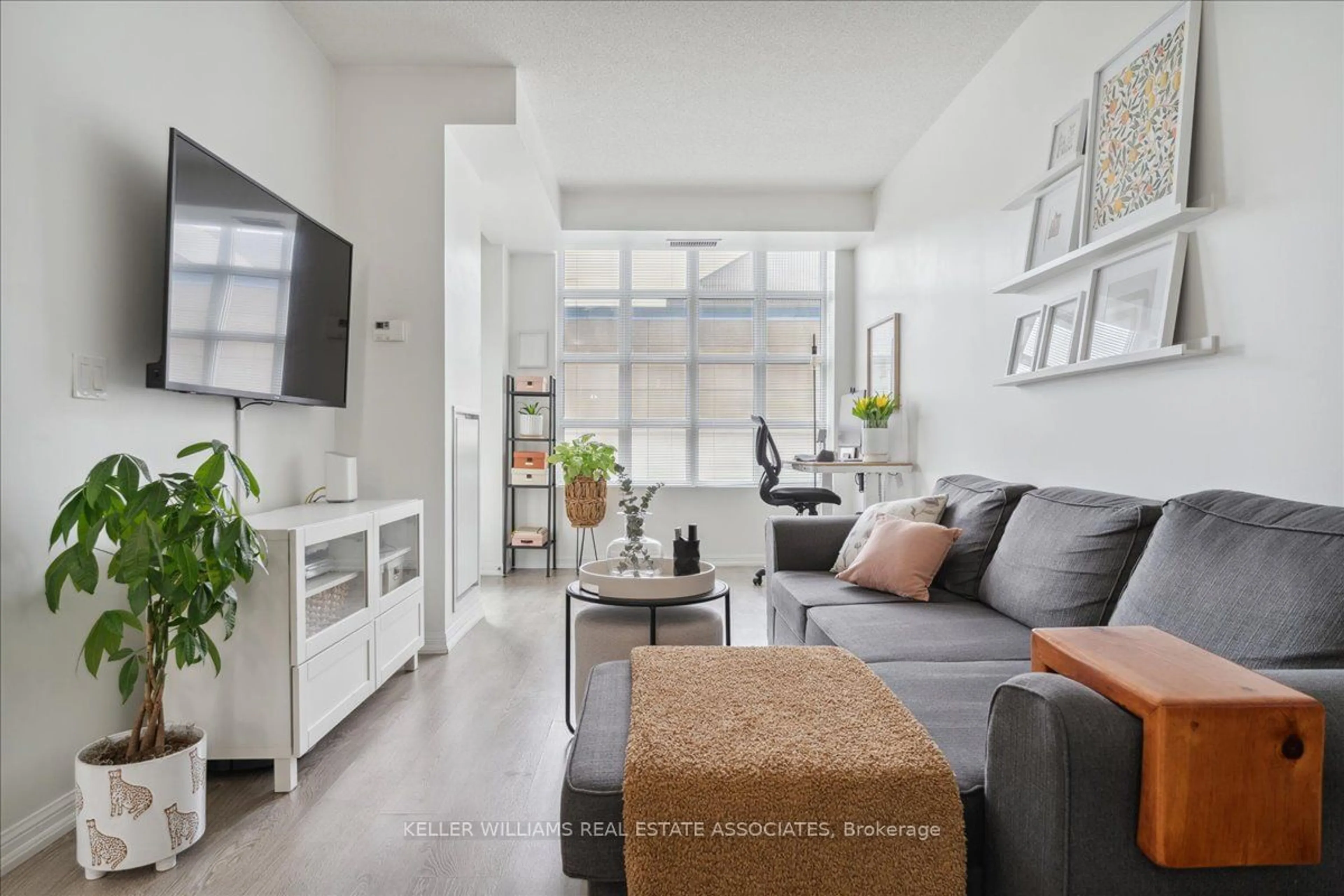 Living room for 85 East Liberty St #303, Toronto Ontario M6K 3R4