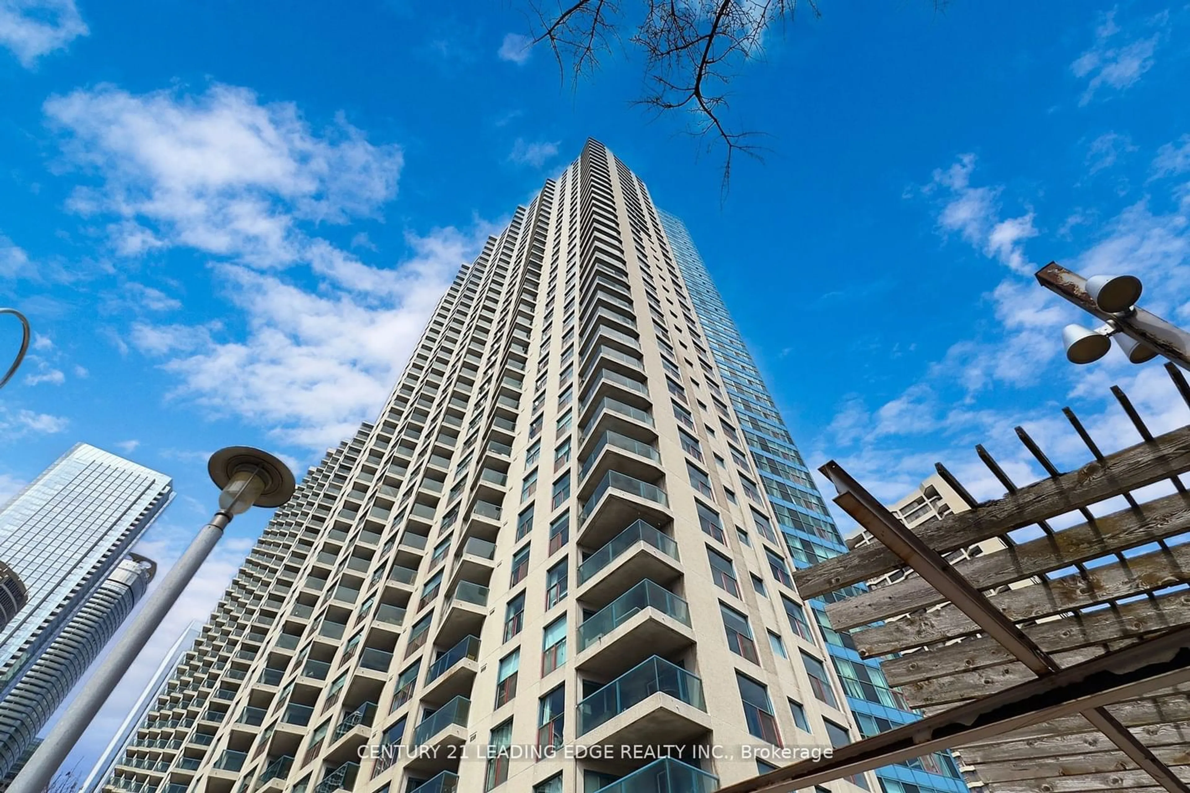 A pic from exterior of the house or condo for 99 Harbour Sq #1403, Toronto Ontario M5J 2H2