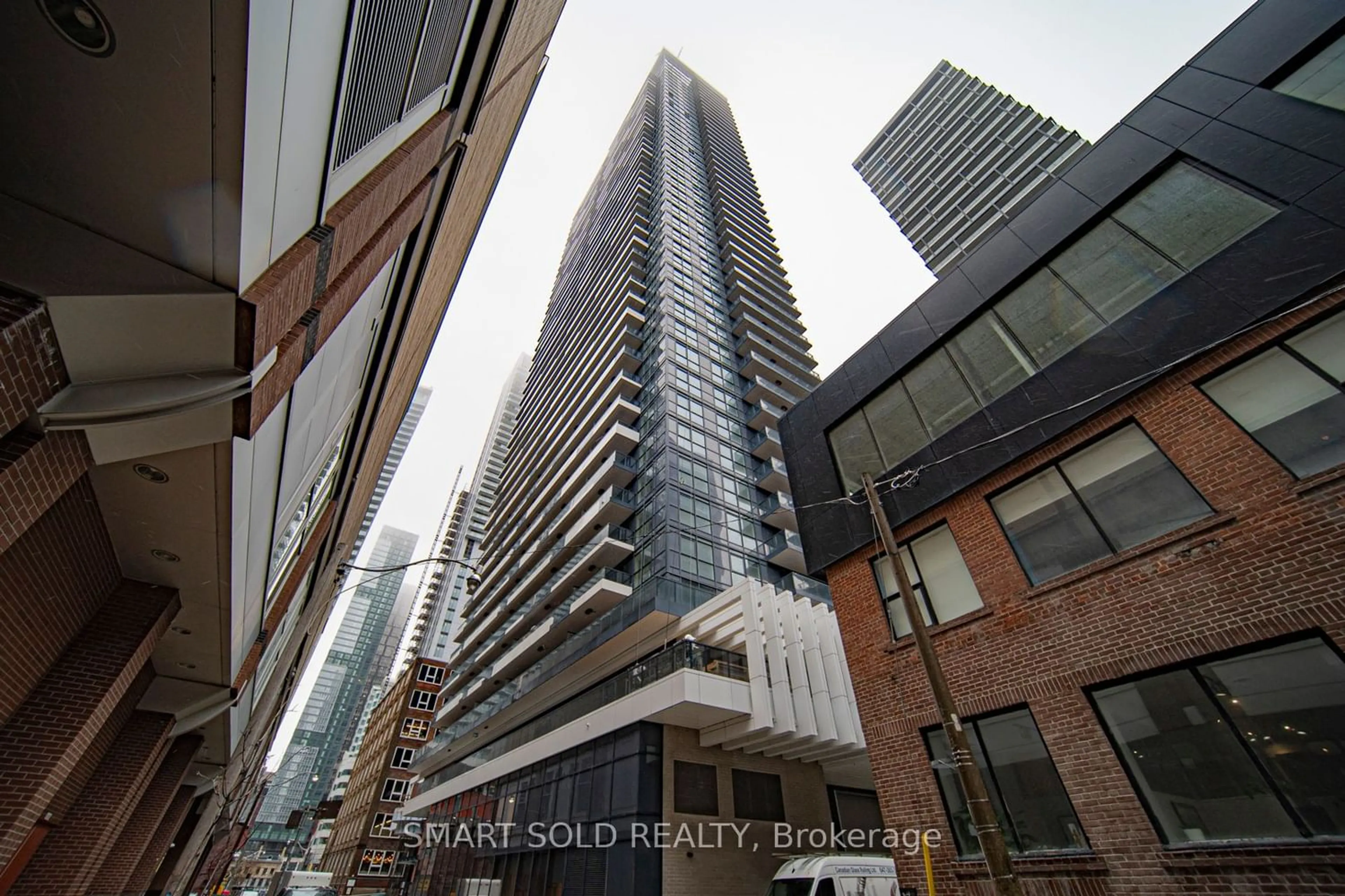 A pic from exterior of the house or condo for 38 Widmer St #2811, Toronto Ontario M5V 0V7