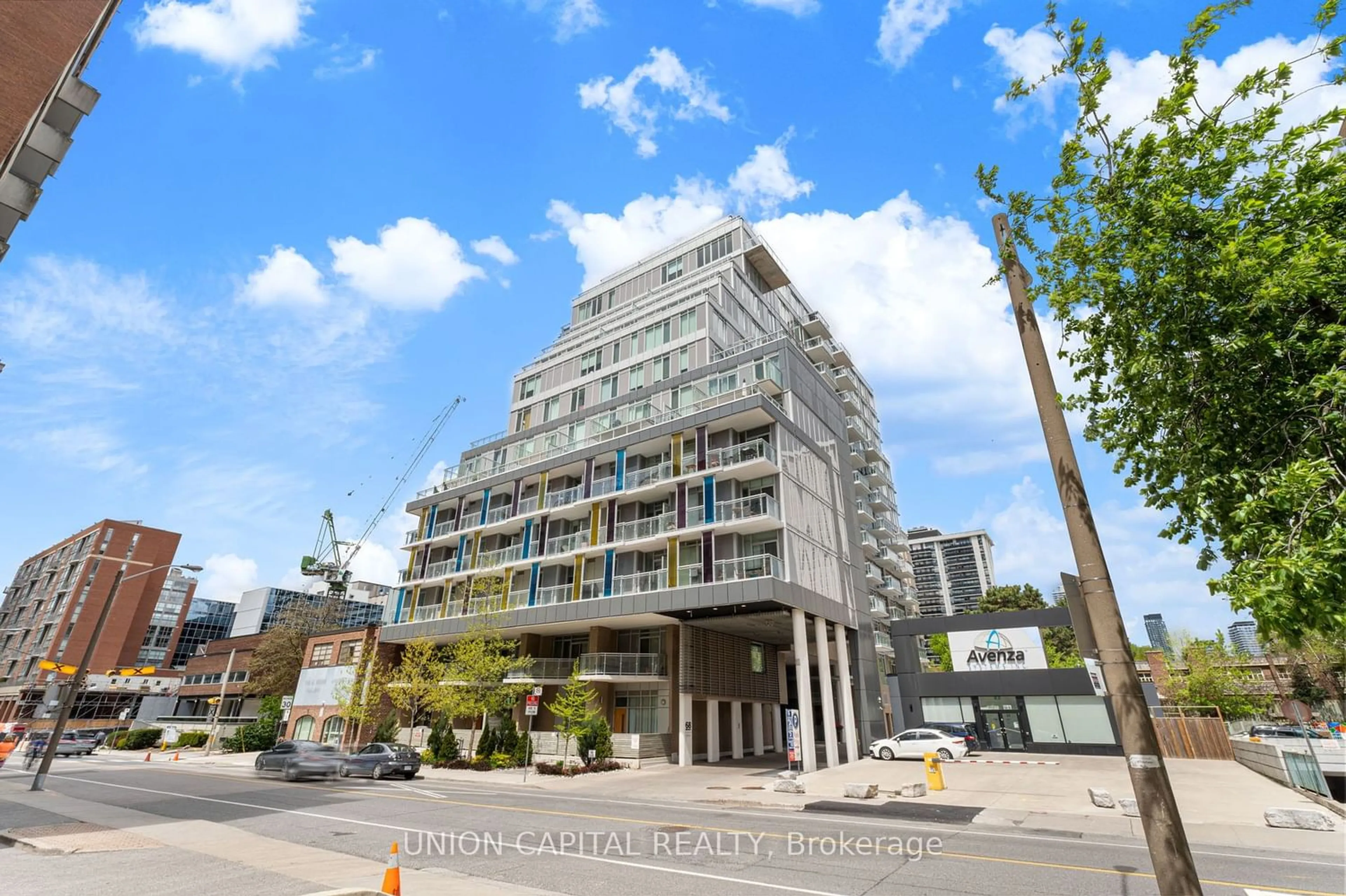 A pic from exterior of the house or condo for 68 Merton St #801, Toronto Ontario M4S 1A1