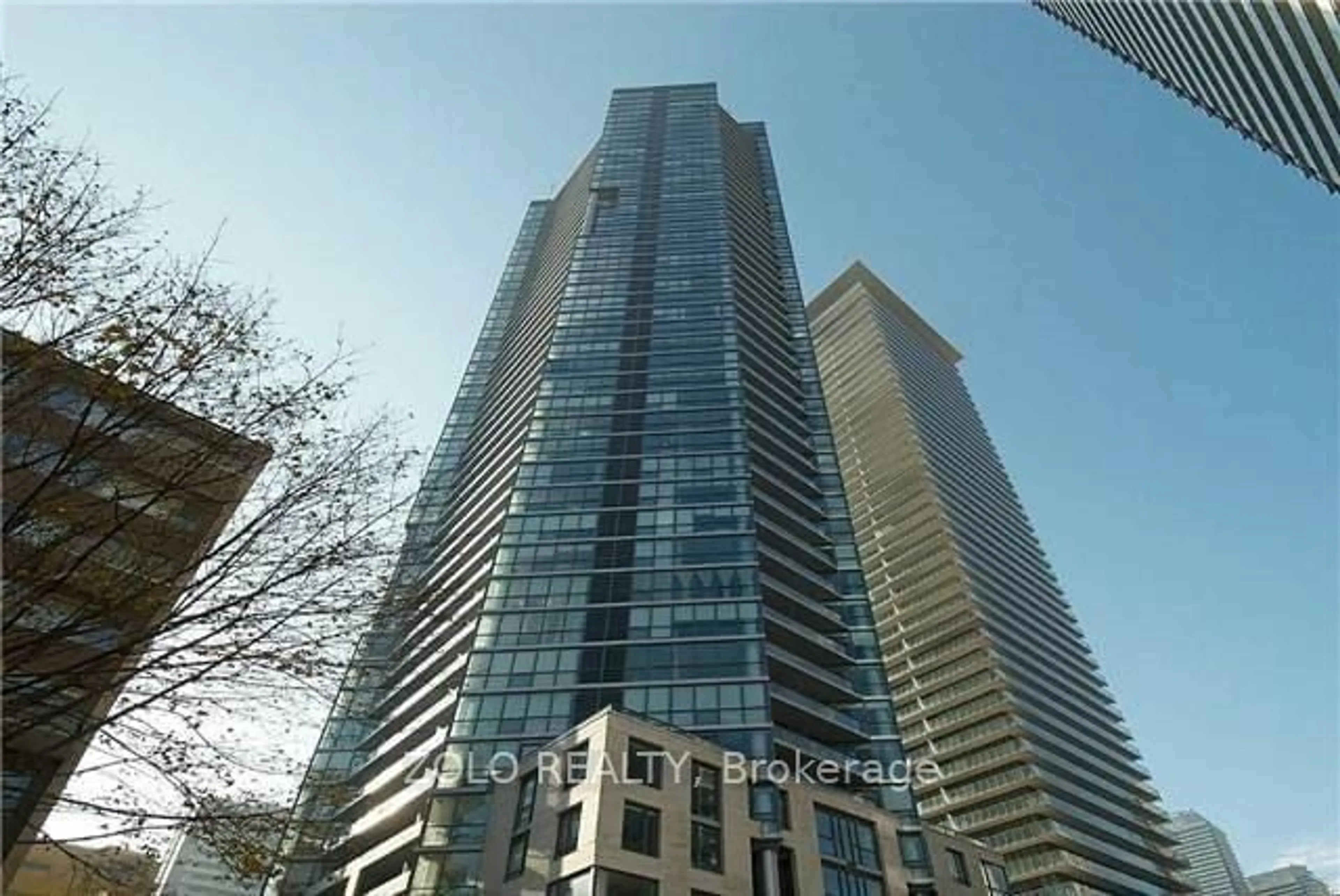 A pic from exterior of the house or condo for 45 Charles St #4702, Toronto Ontario M4Y 1S2