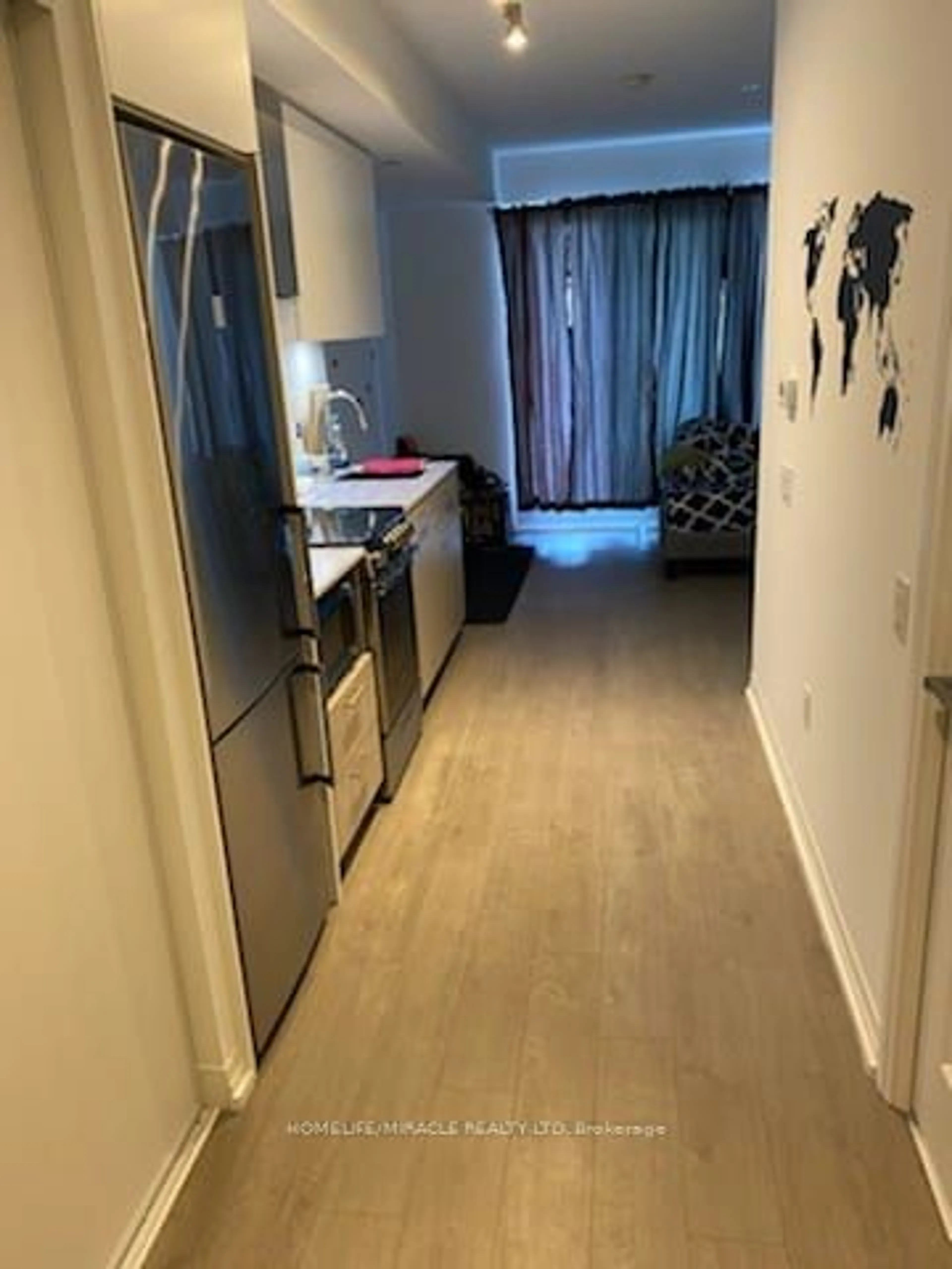 A pic of a room for 251 Jarvis St #1605, Toronto Ontario M5B 0C3