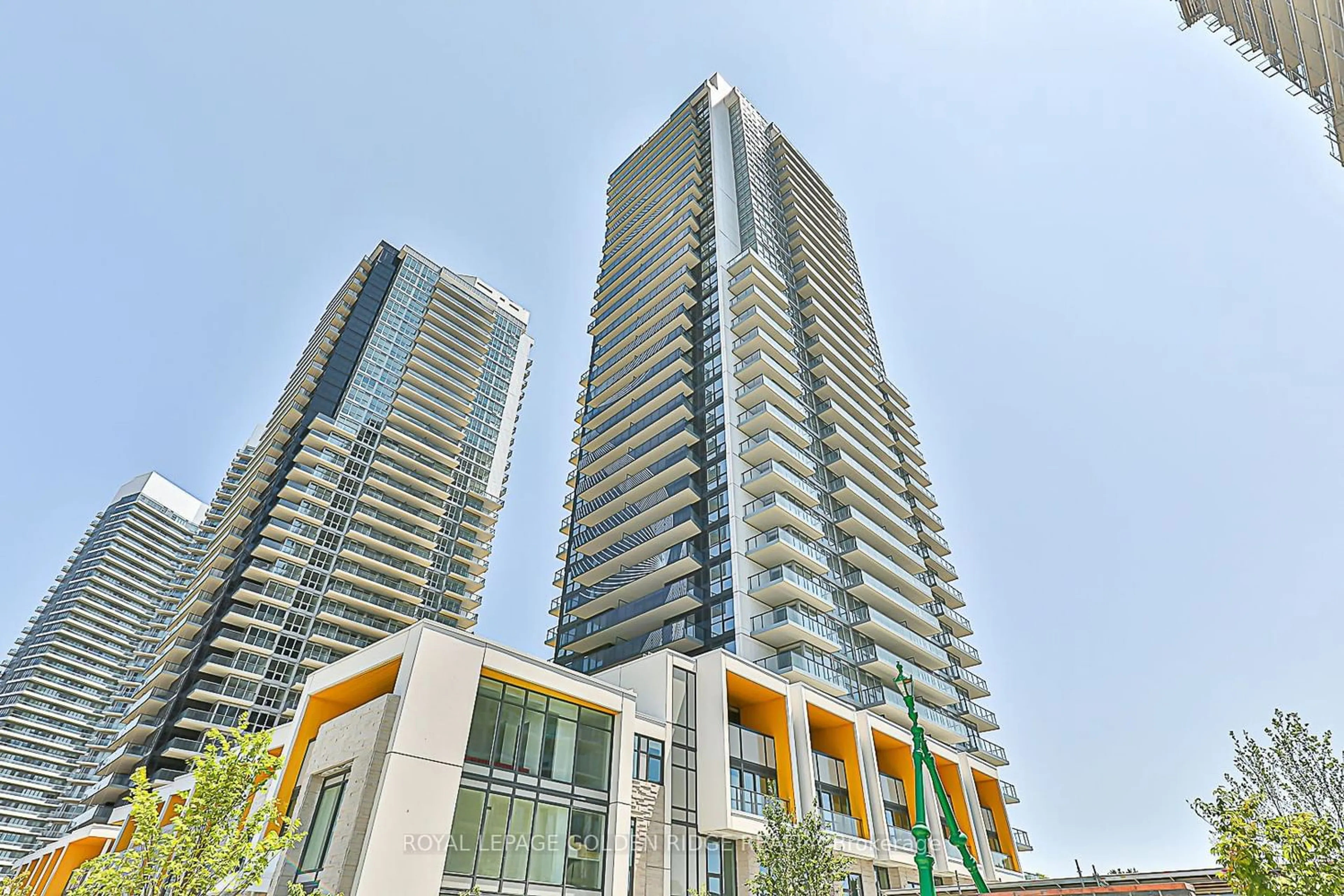 A pic from exterior of the house or condo for 85 Mcmahon Dr ##506, Toronto Ontario M2H 0K1