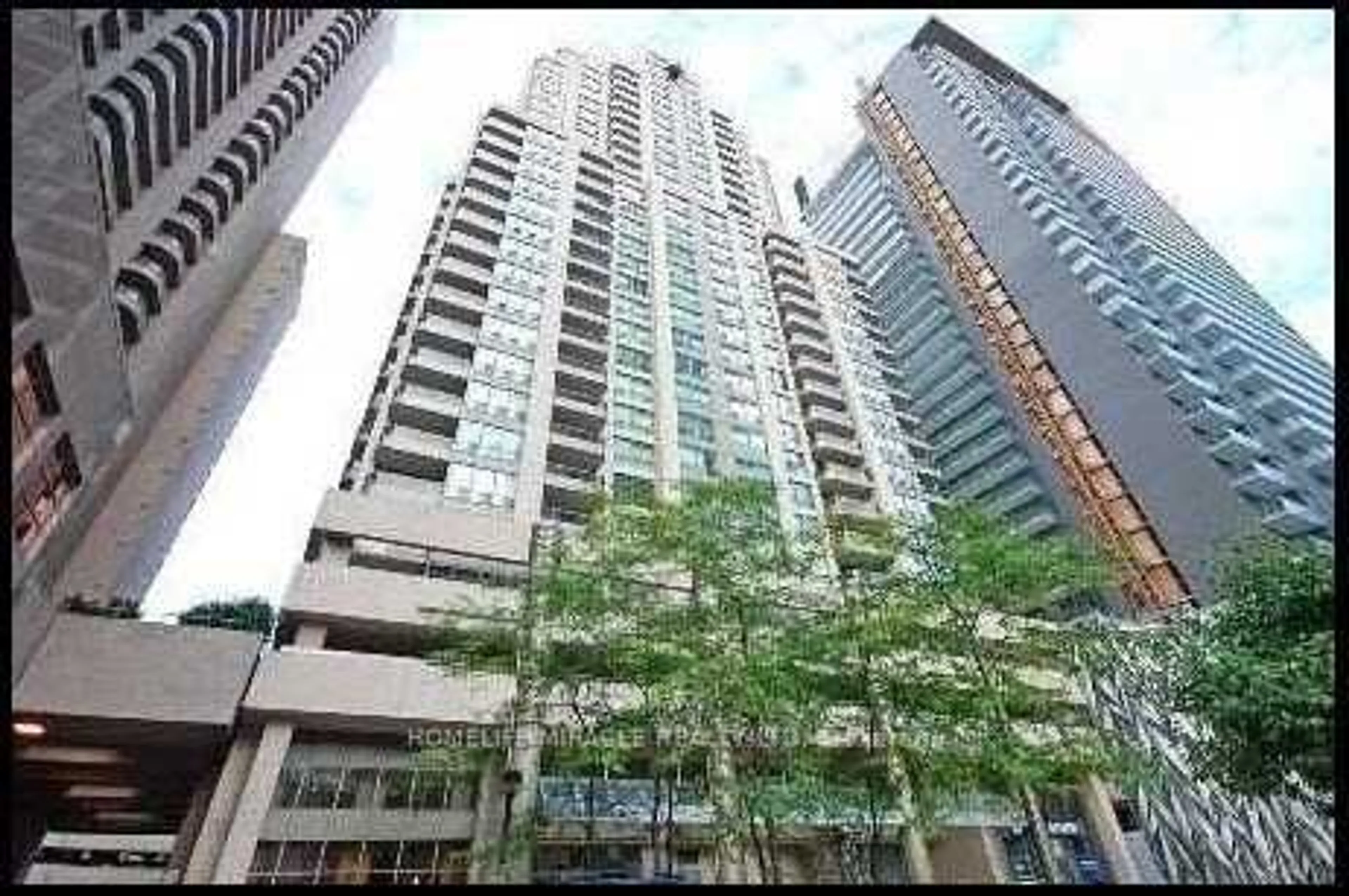 A pic from exterior of the house or condo for 750 Bay St #2009, Toronto Ontario M5G 1N6