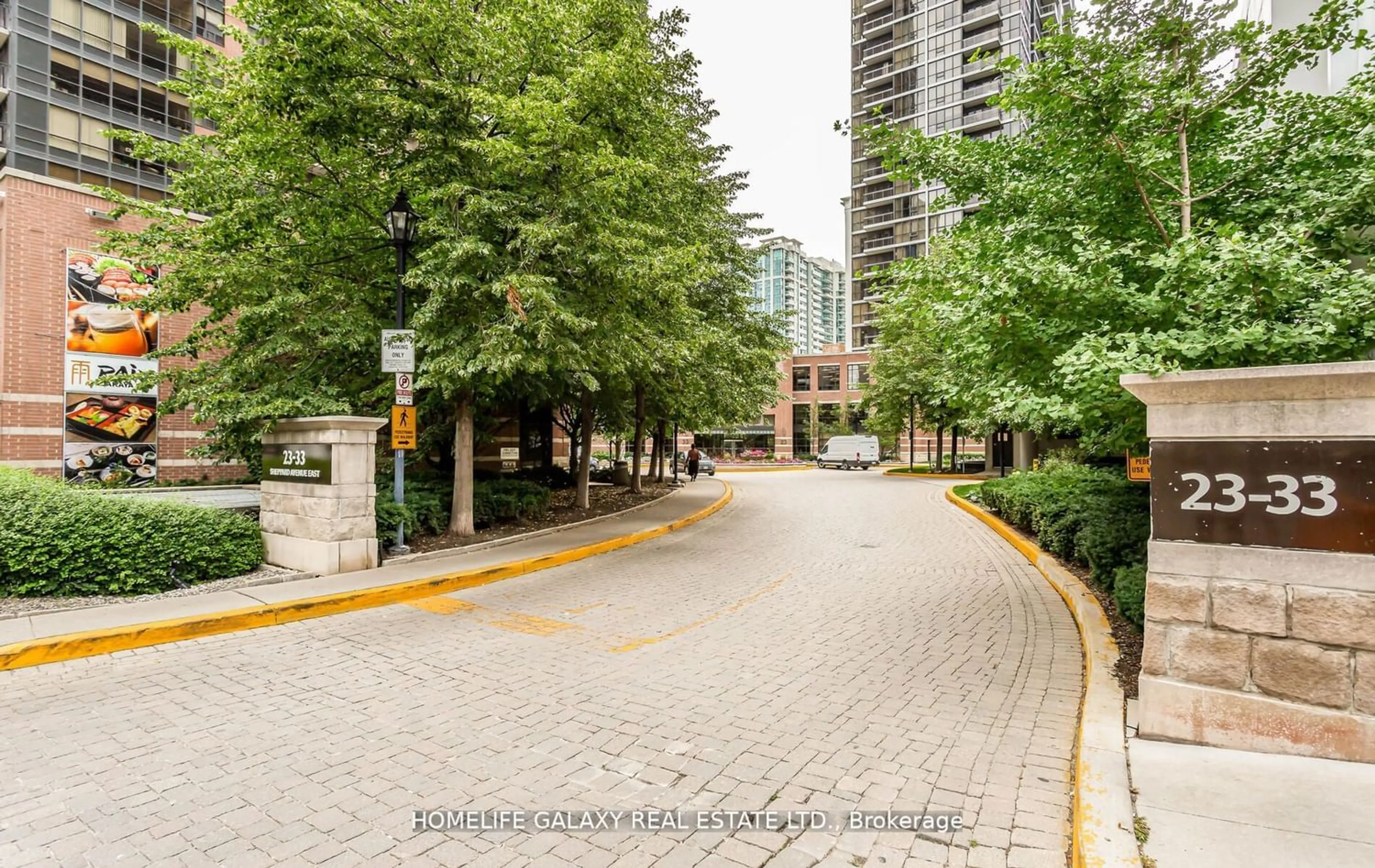 A pic from exterior of the house or condo for 33 Sheppard Ave #812, Toronto Ontario M2N 7K1