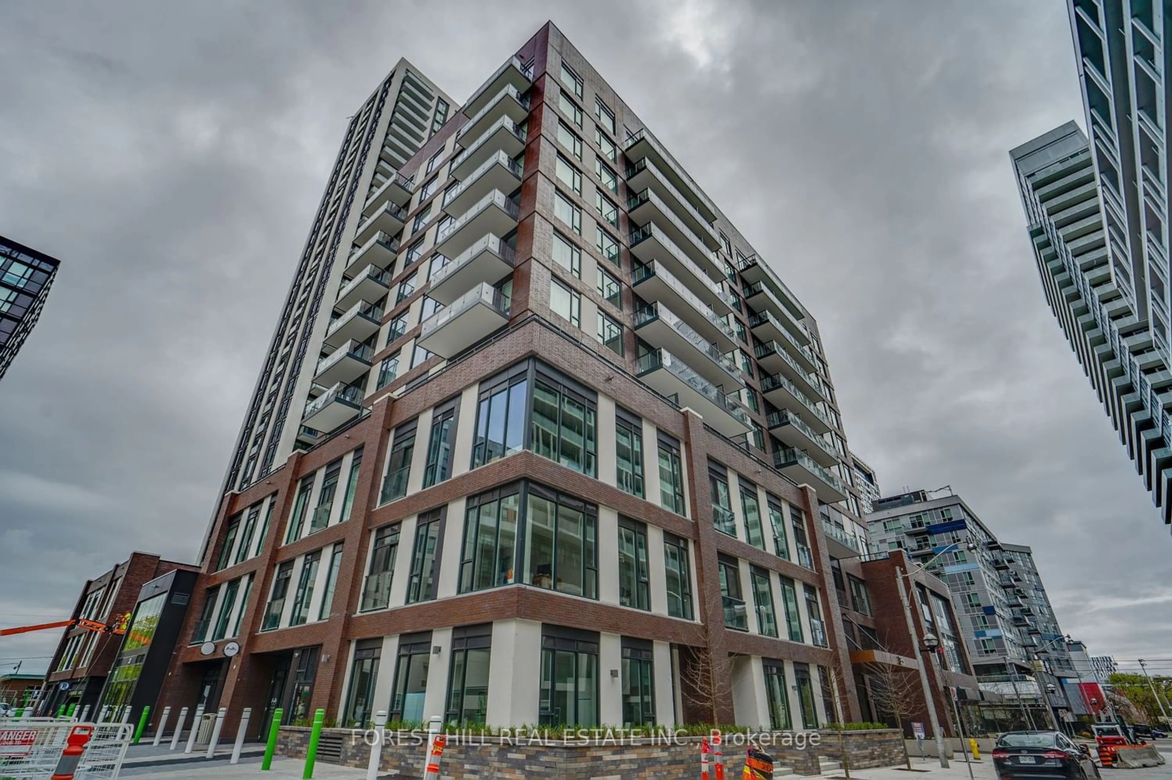 A pic from exterior of the house or condo for 35 Tubman Ave #519, Toronto Ontario M5A 0M8