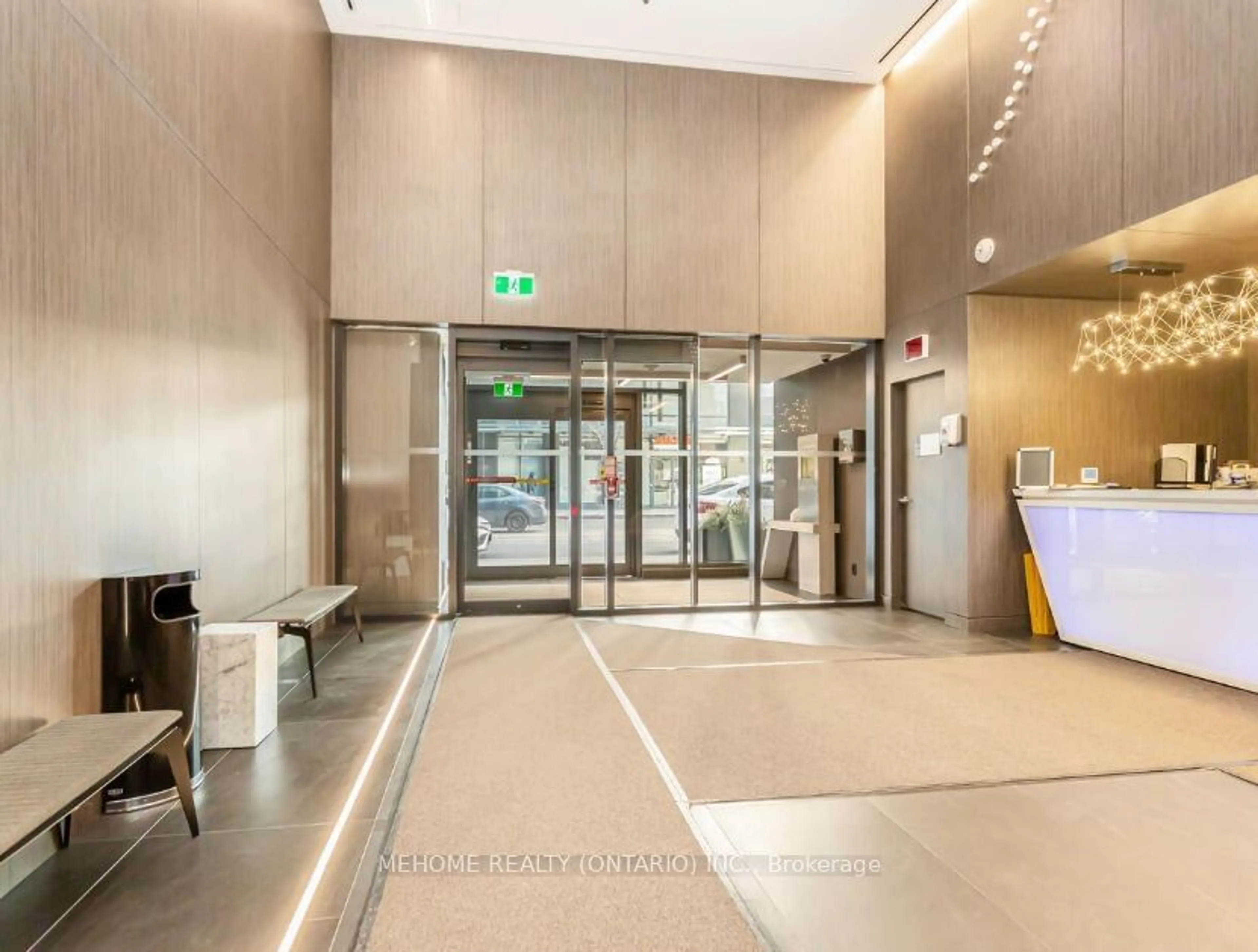 Indoor lobby for 181 Dundas St #5111, Toronto Ontario M5A 0N5