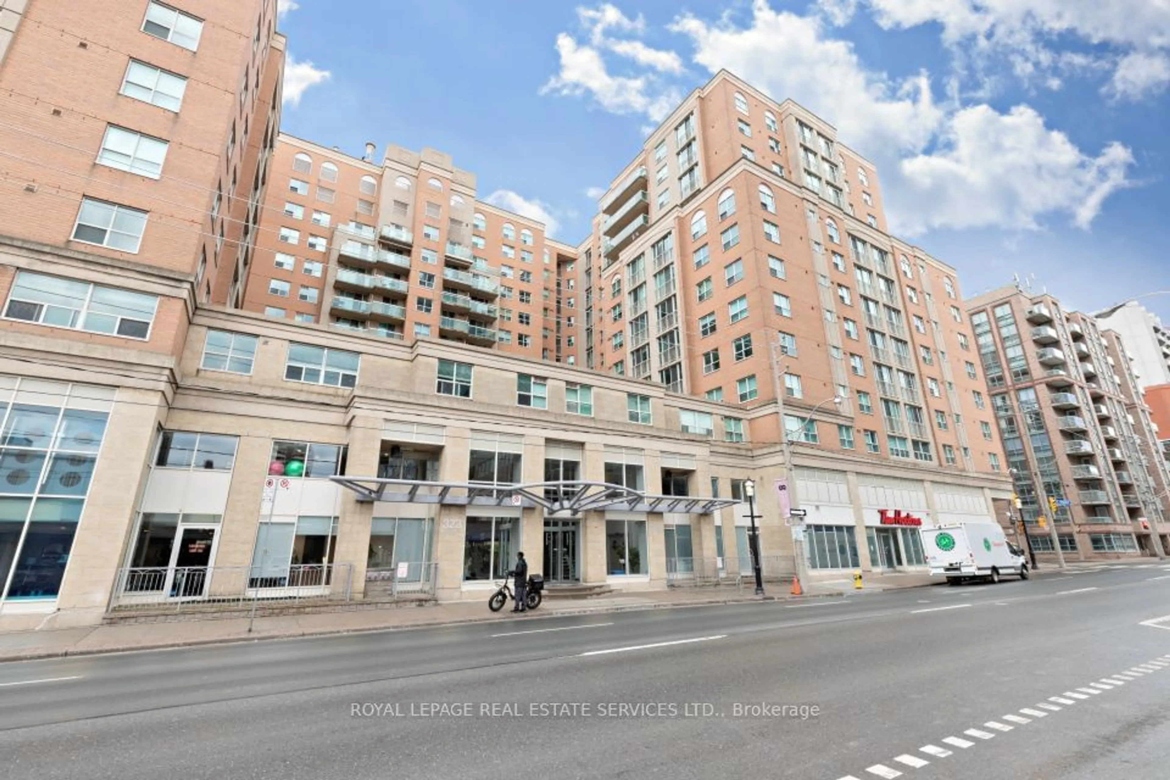 A pic from exterior of the house or condo for 313 Richmond St #451, Toronto Ontario M5A 4S7