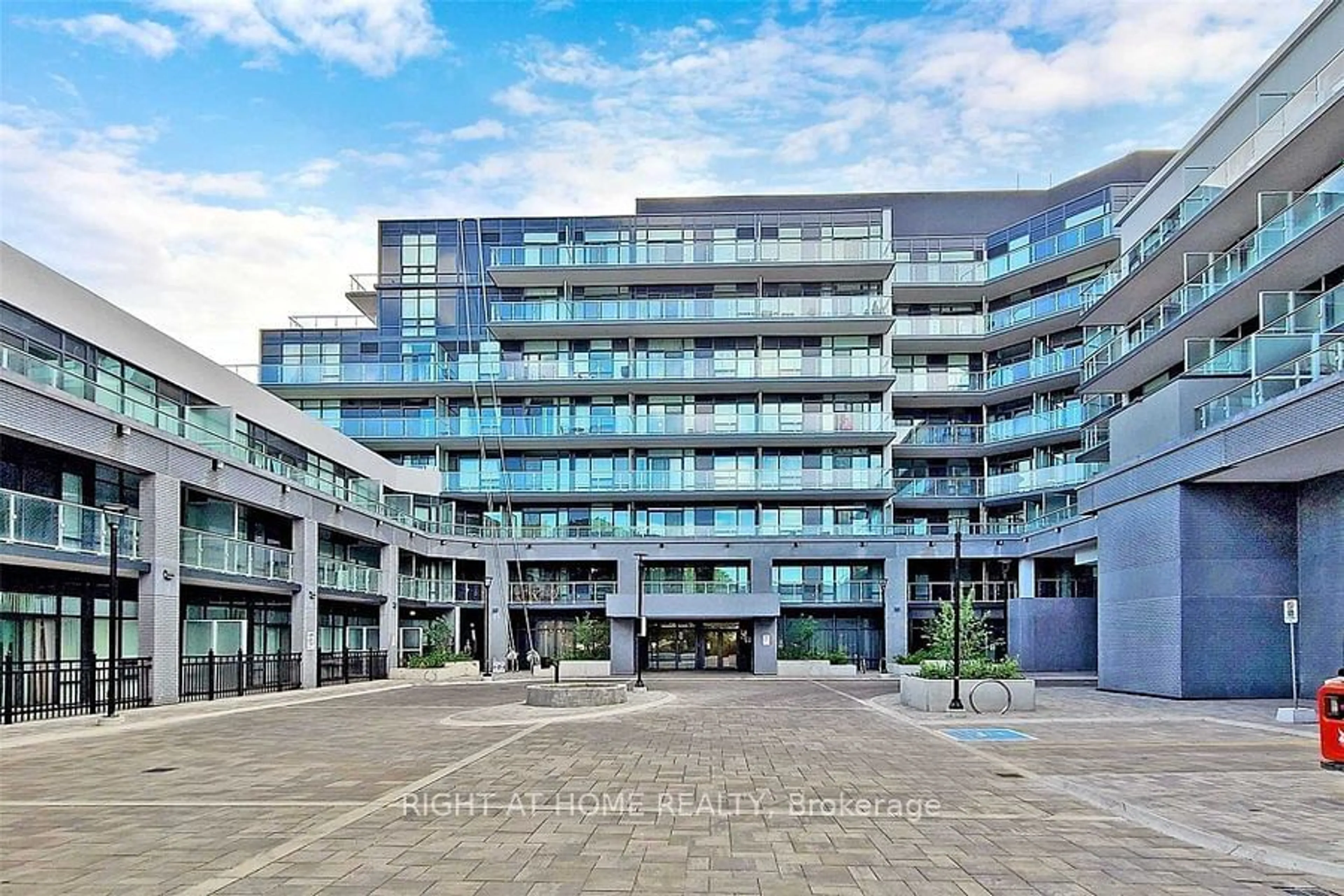 A pic from exterior of the house or condo for 621 Sheppard Ave #506, Toronto Ontario M2K 1B5
