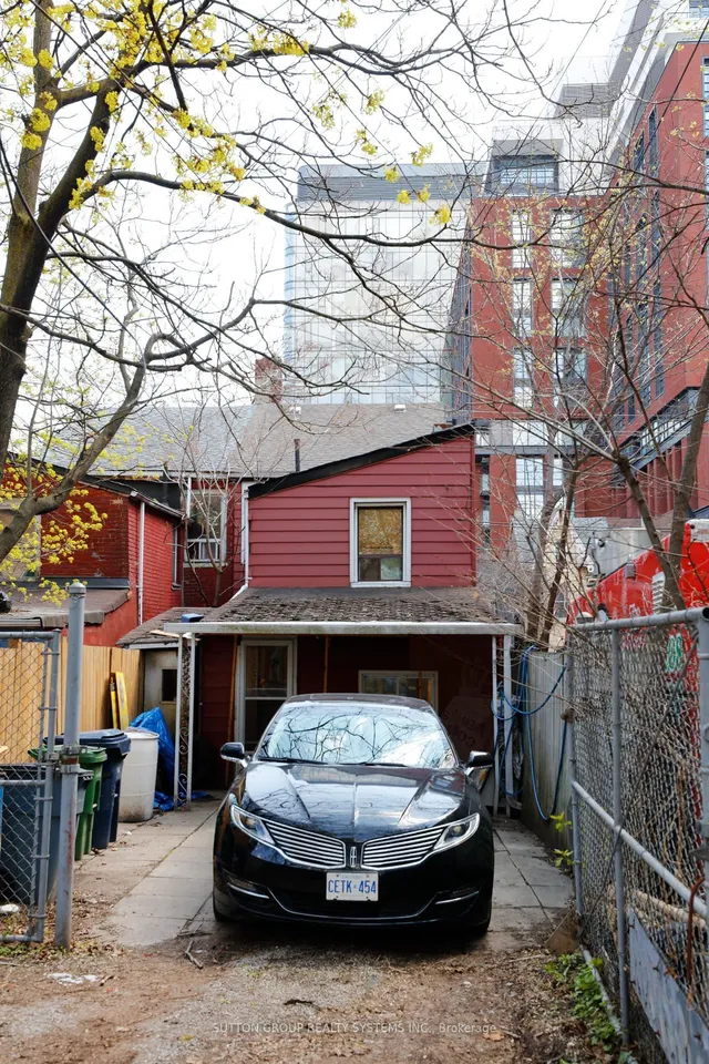 Additional property image - 514 Adelaide St