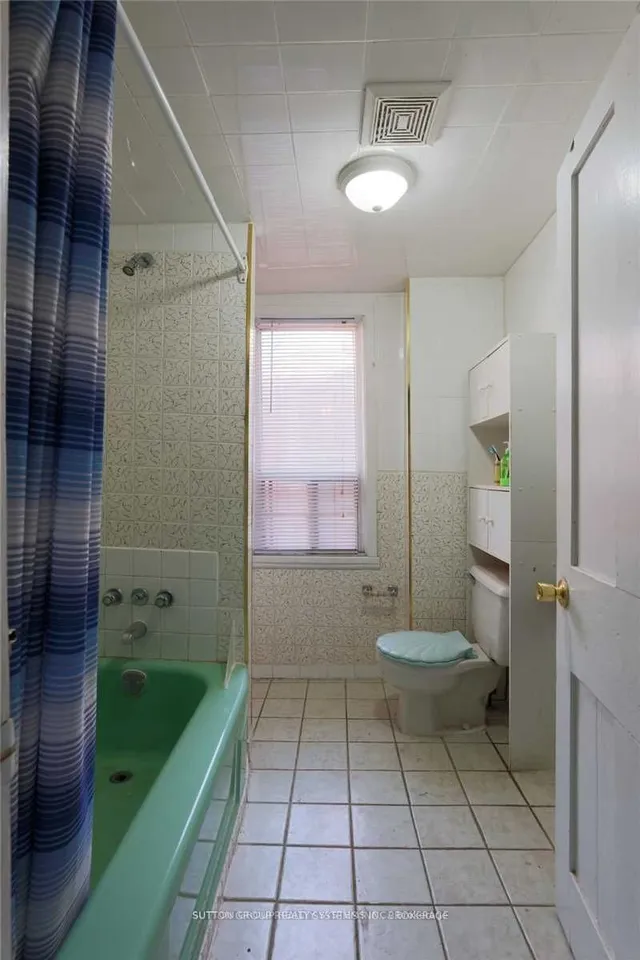 Additional property image - 514 Adelaide St