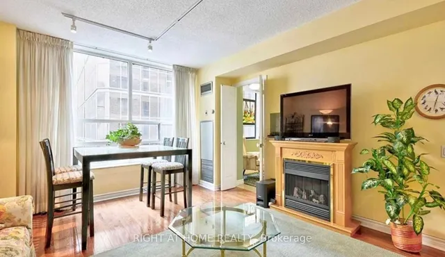 Additional image 11 of 71 Simcoe St Unit 705