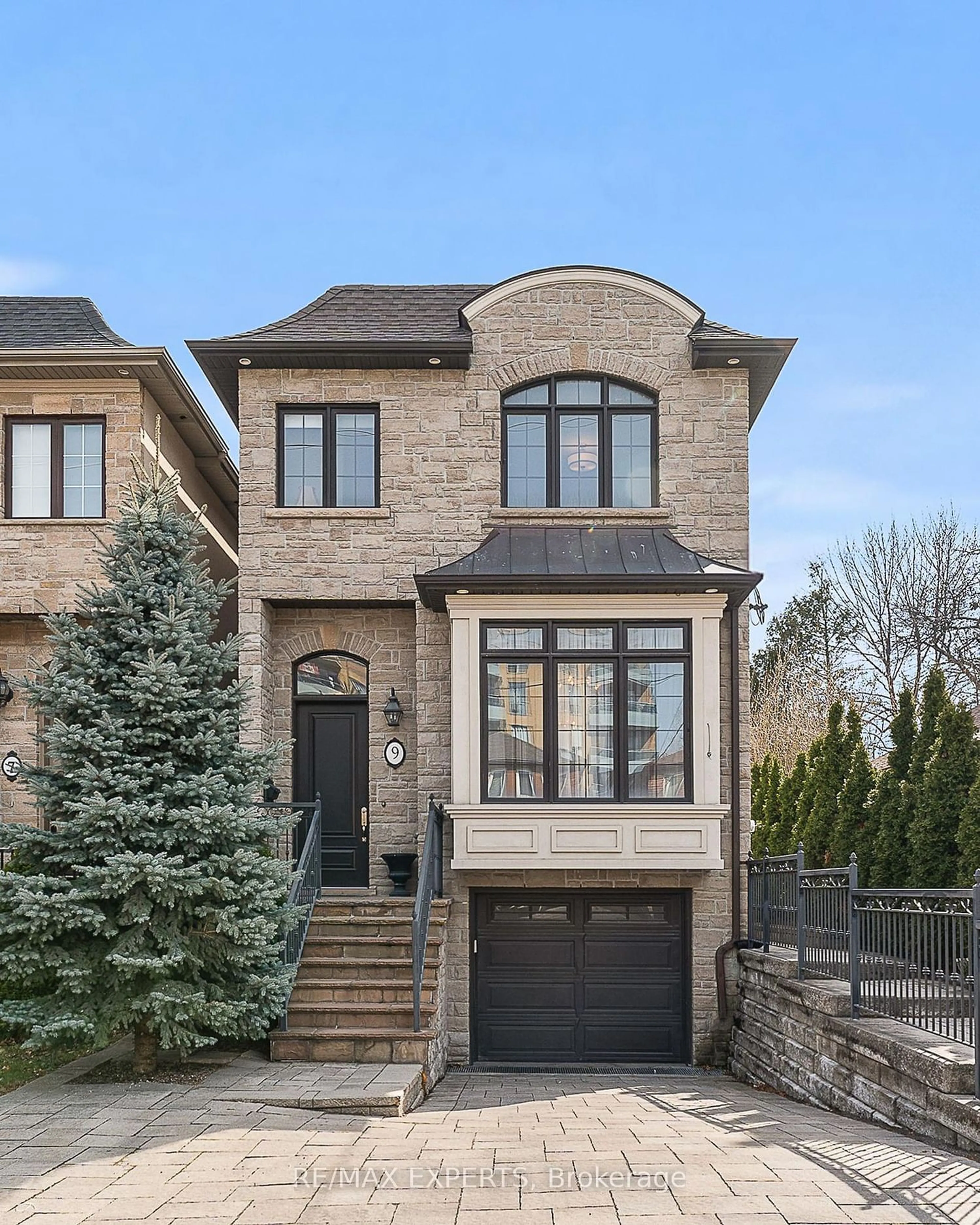 Home with brick exterior material for 9 Fairholme Ave, Toronto Ontario M6B 2W4
