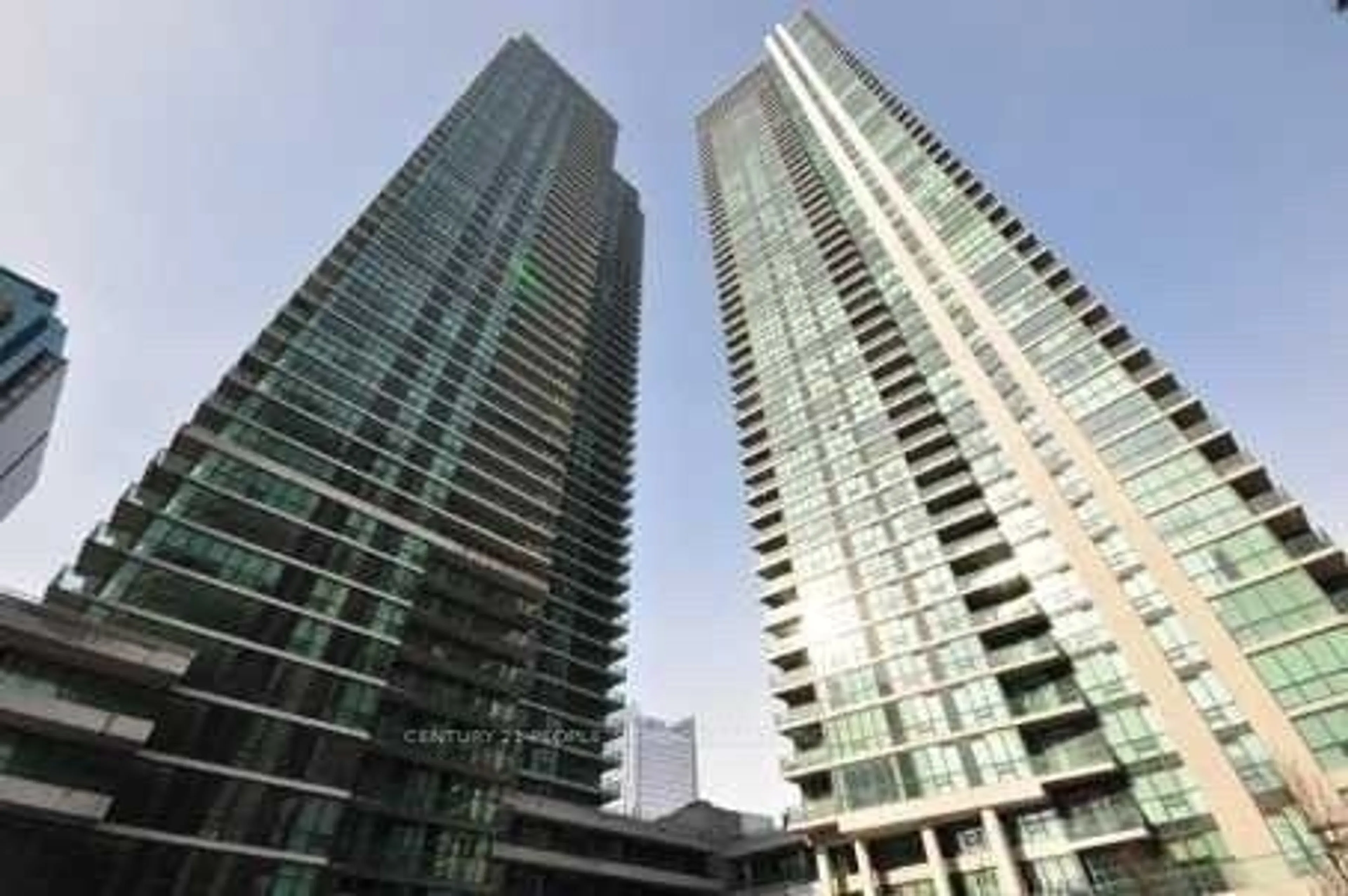 A pic from exterior of the house or condo for 18 Harbour St #2603, Toronto Ontario M5J 2Z6