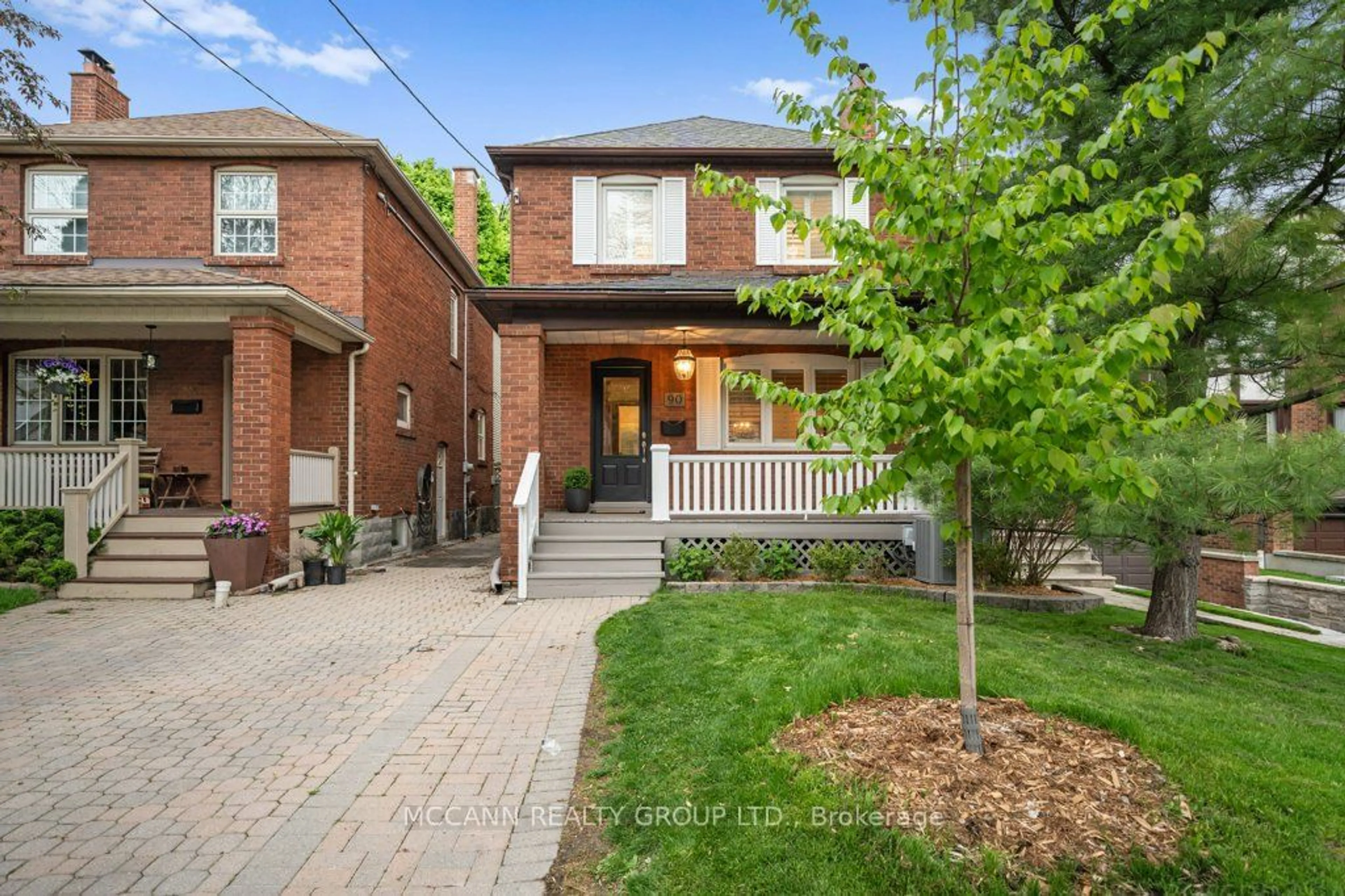 Home with brick exterior material for 90 Roslin Ave, Toronto Ontario M4N 1Z2