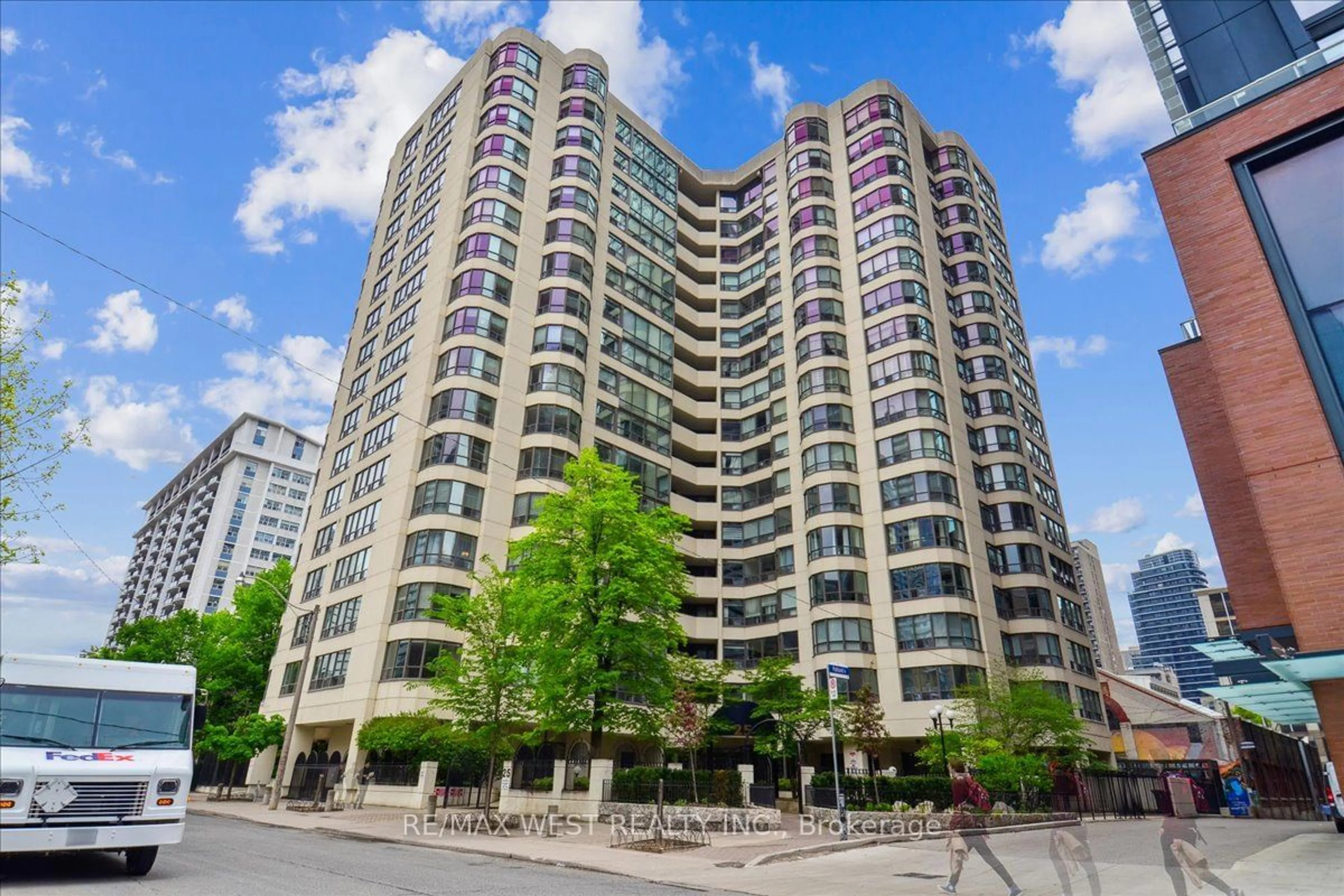 A pic from exterior of the house or condo for 25 Maitland St #502, Toronto Ontario M4Y 2W1