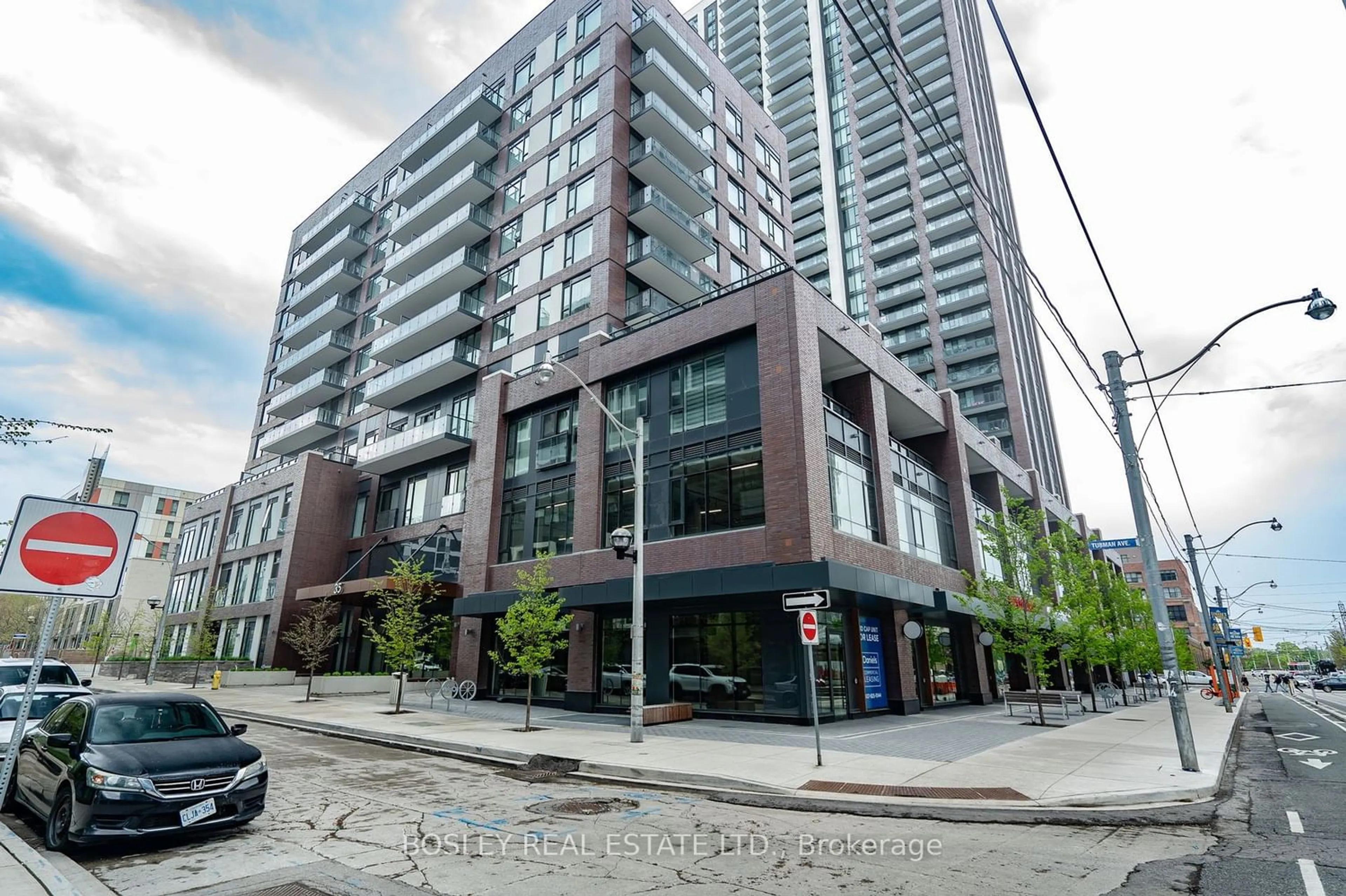 A pic from exterior of the house or condo for 35 Tubman Ave #312, Toronto Ontario M5A 0M8