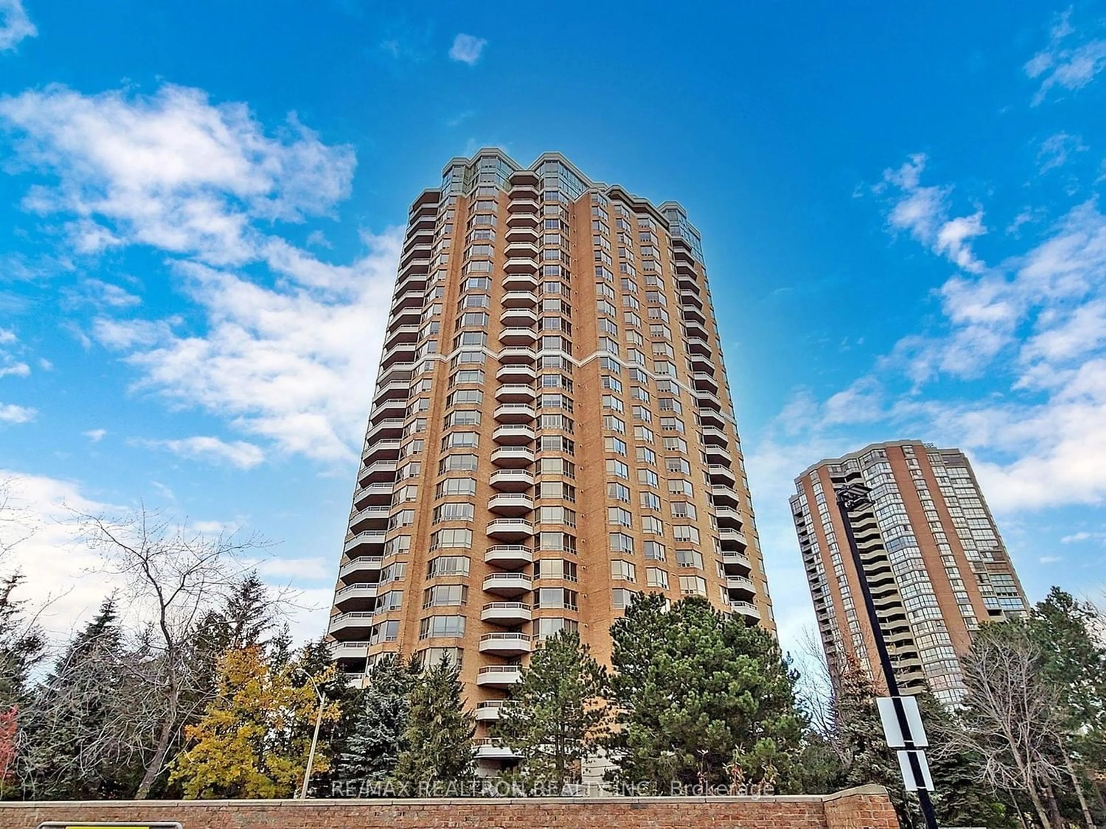 A pic from exterior of the house or condo for 89 Skymark Dr #809, Toronto Ontario M2H 3S6