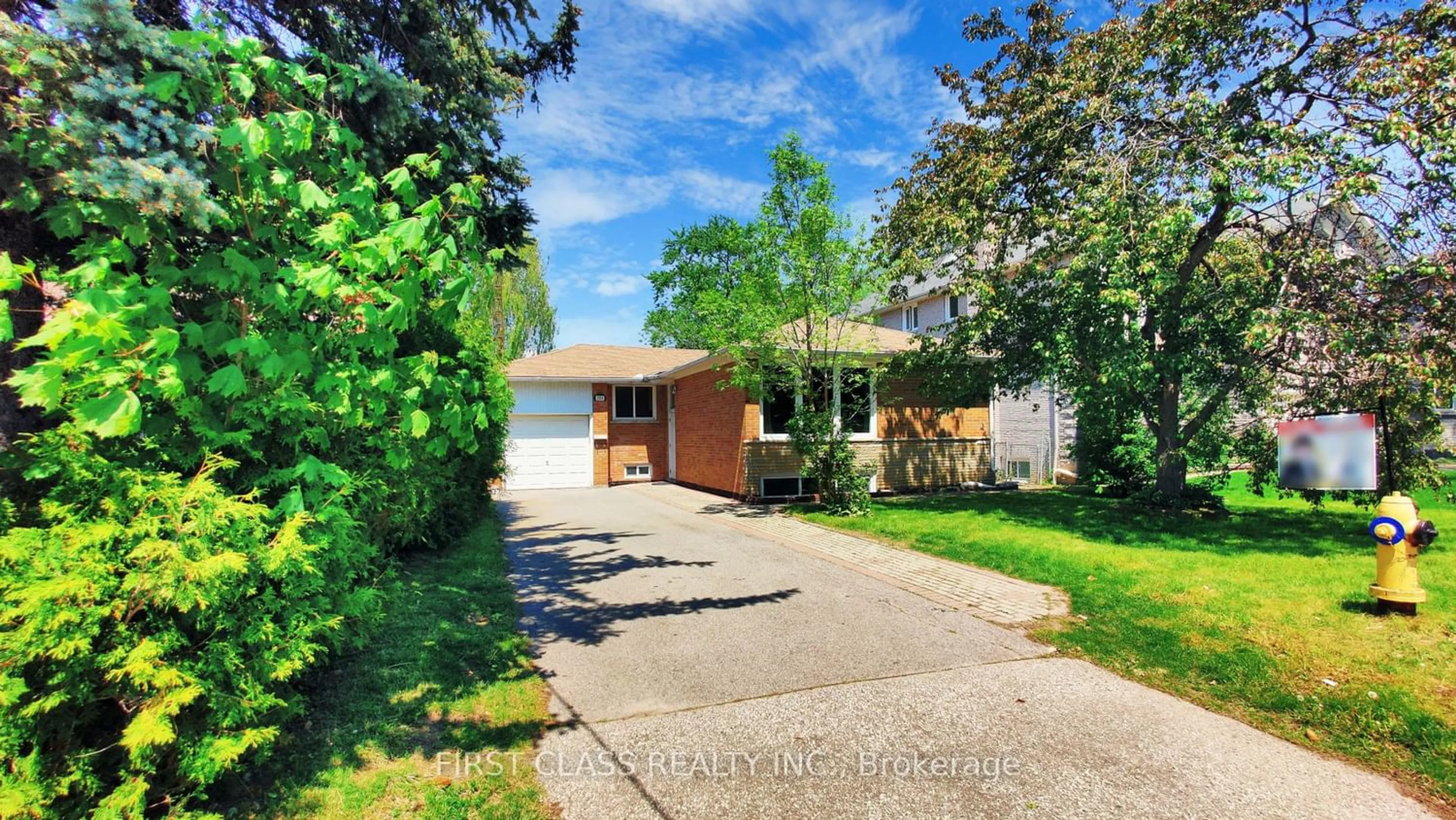 Frontside or backside of a home for 204 Pemberton Ave, Toronto Ontario M2M 1Y8