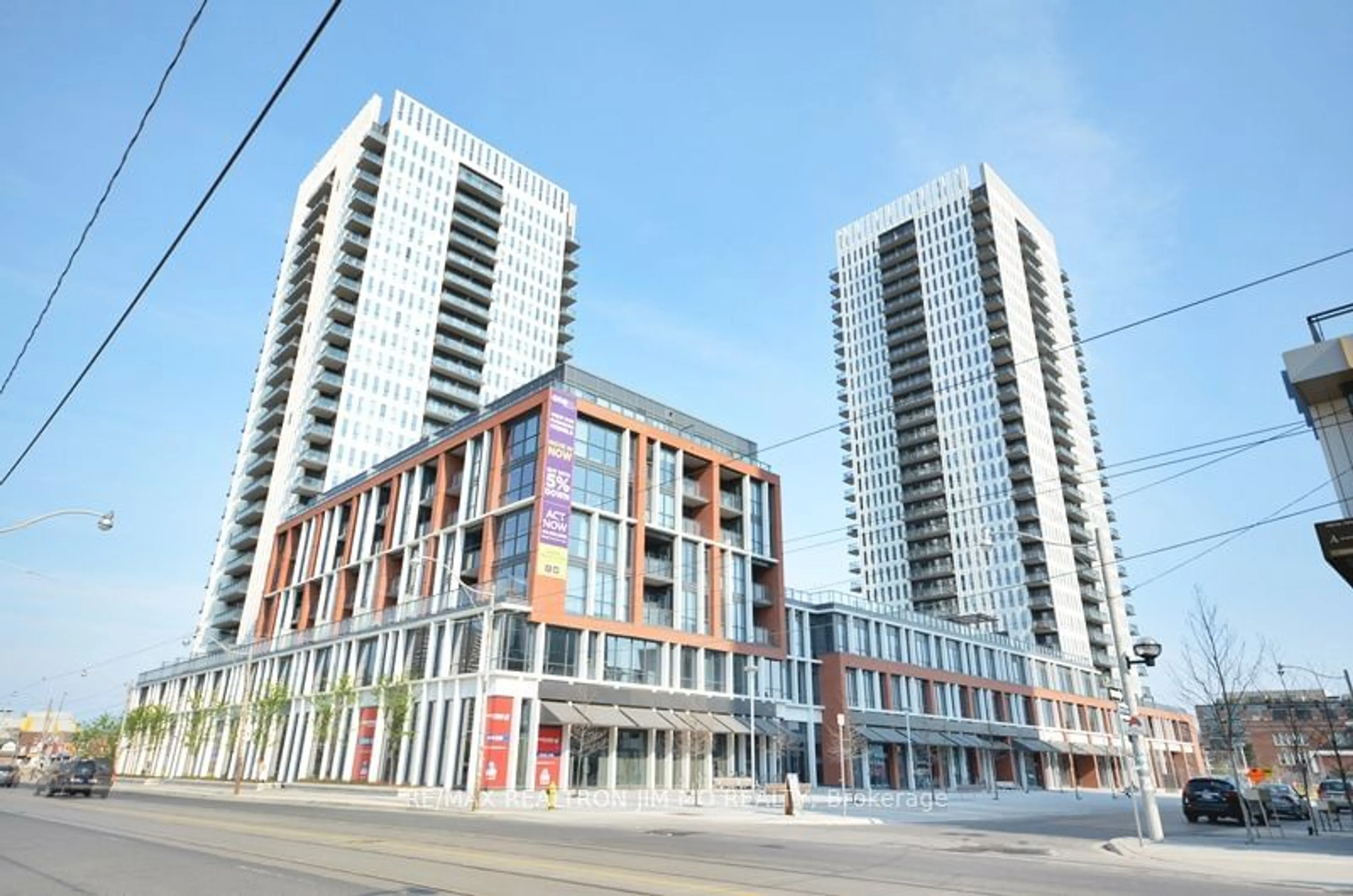 A pic from exterior of the house or condo for 55 Regent Park Blvd #708, Toronto Ontario M5A 0C2