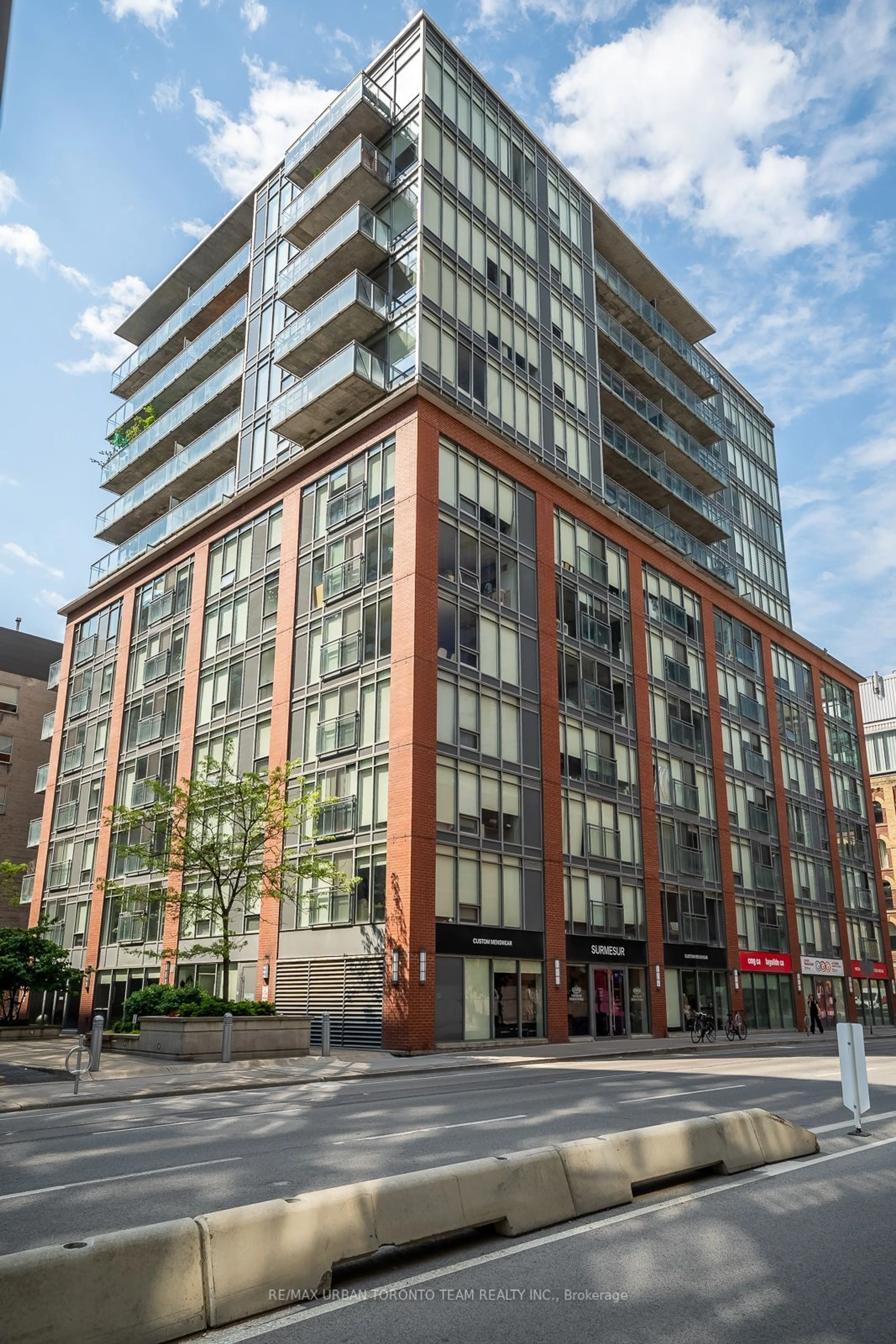A pic from exterior of the house or condo for 205 Frederick St #511, Toronto Ontario M5A 4V3