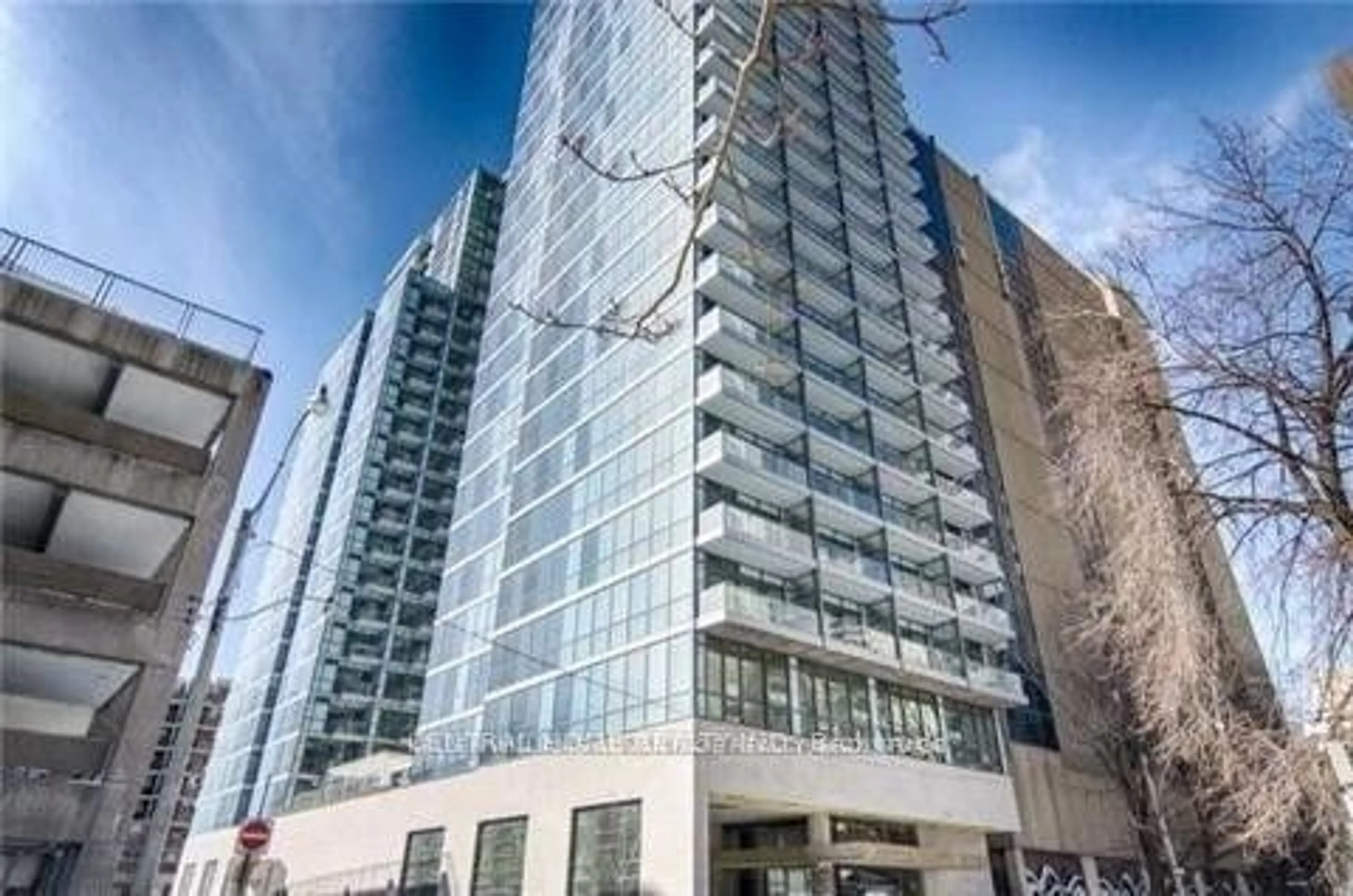 A pic from exterior of the house or condo for 210 Simcoe St #1409, Toronto Ontario M5T 0A9