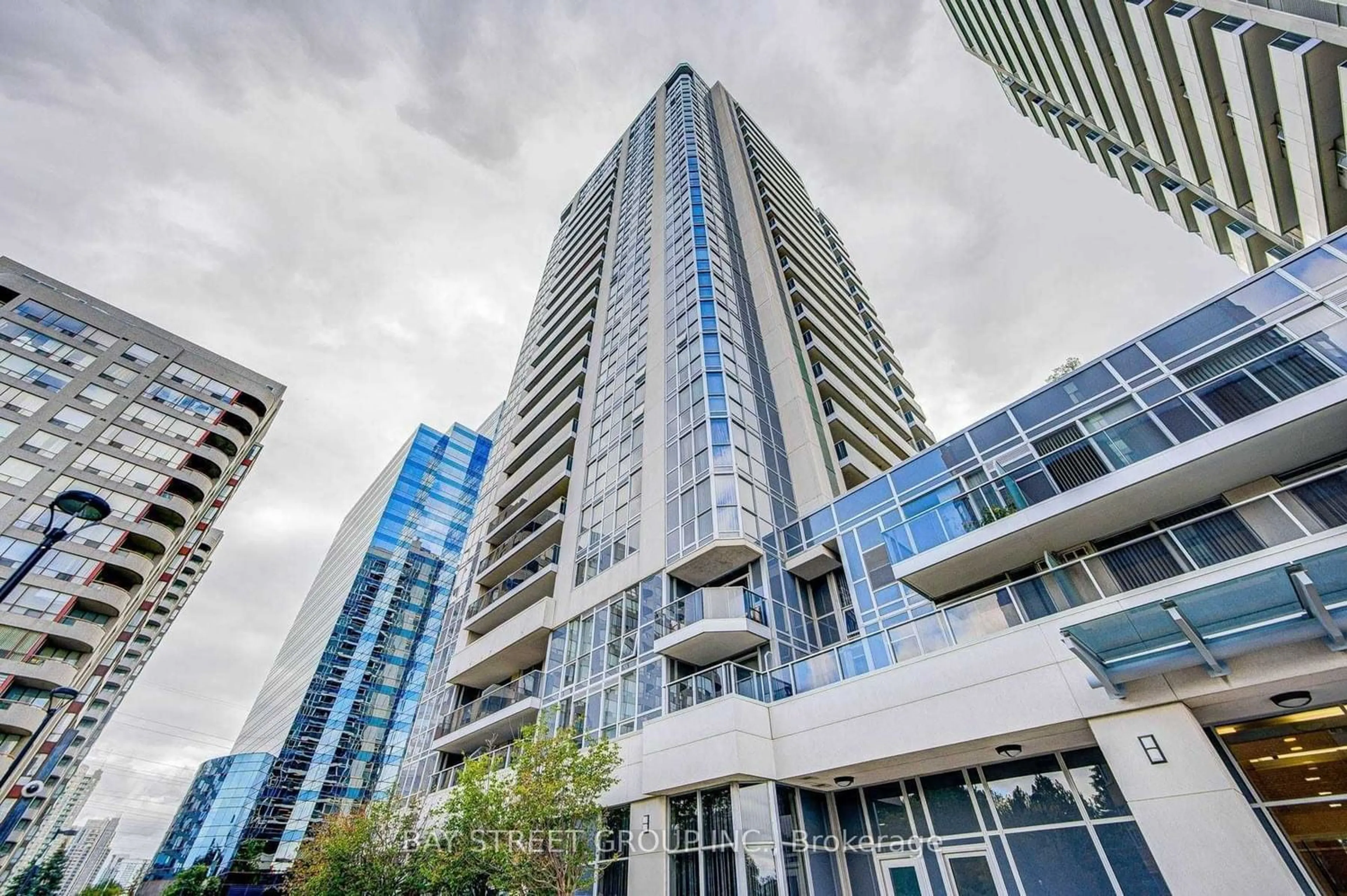 A pic from exterior of the house or condo for 5793 Yonge St #605, Toronto Ontario M2M 0A9