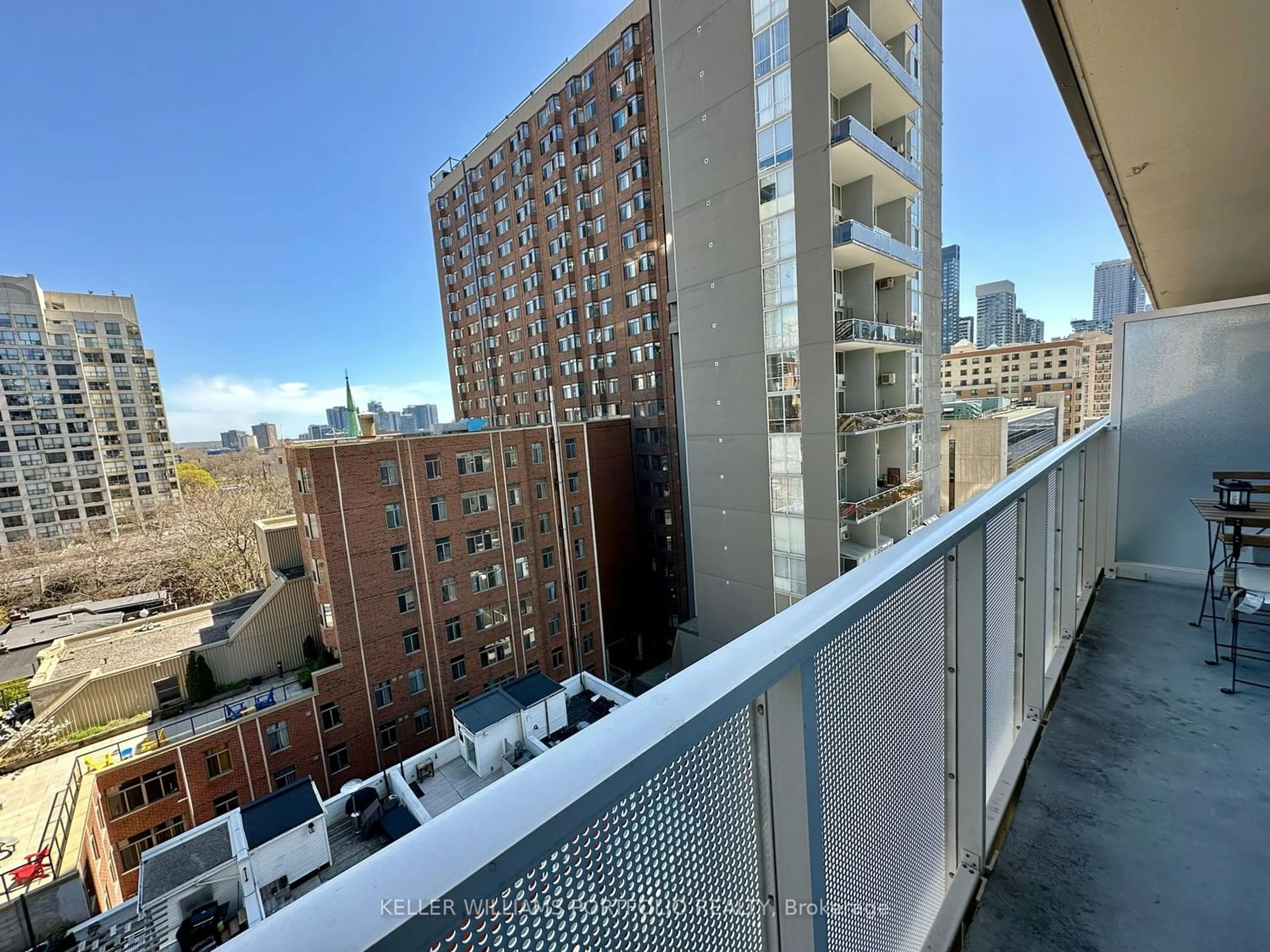 Balcony in the apartment for 89 Mcgill St #706, Toronto Ontario M5B 0B1