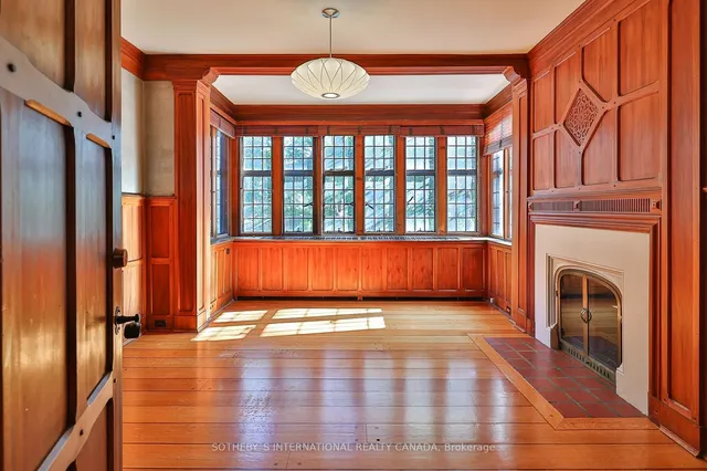 Additional property image - 372 Old Yonge St