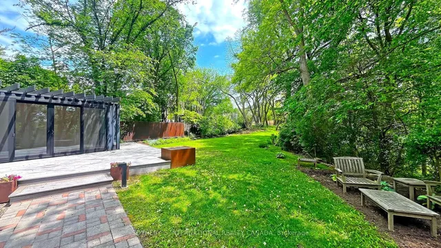 Additional property image - 372 Old Yonge St