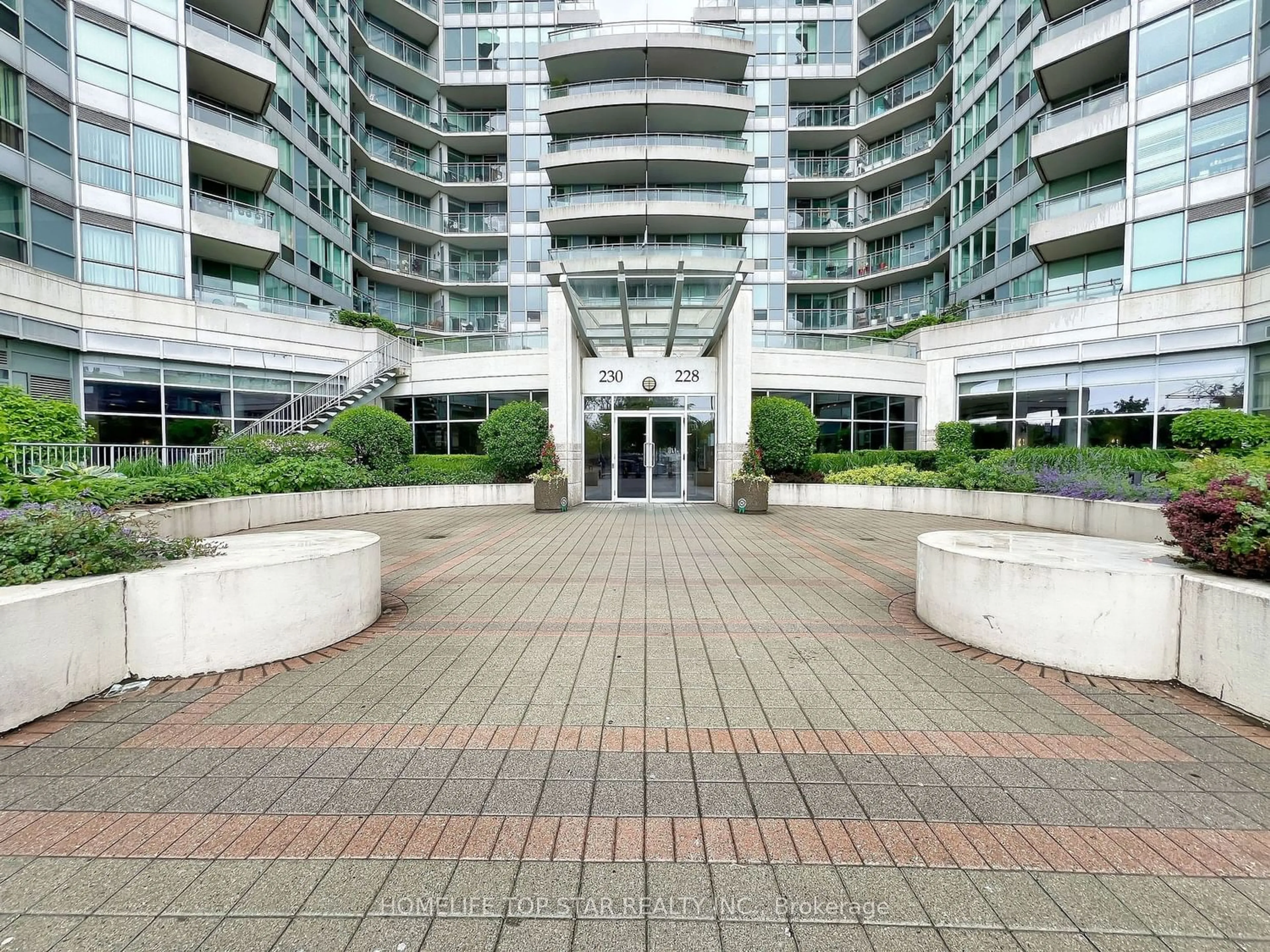 A pic from exterior of the house or condo for 228 Queens Quay #1006, Toronto Ontario M5J 2X1