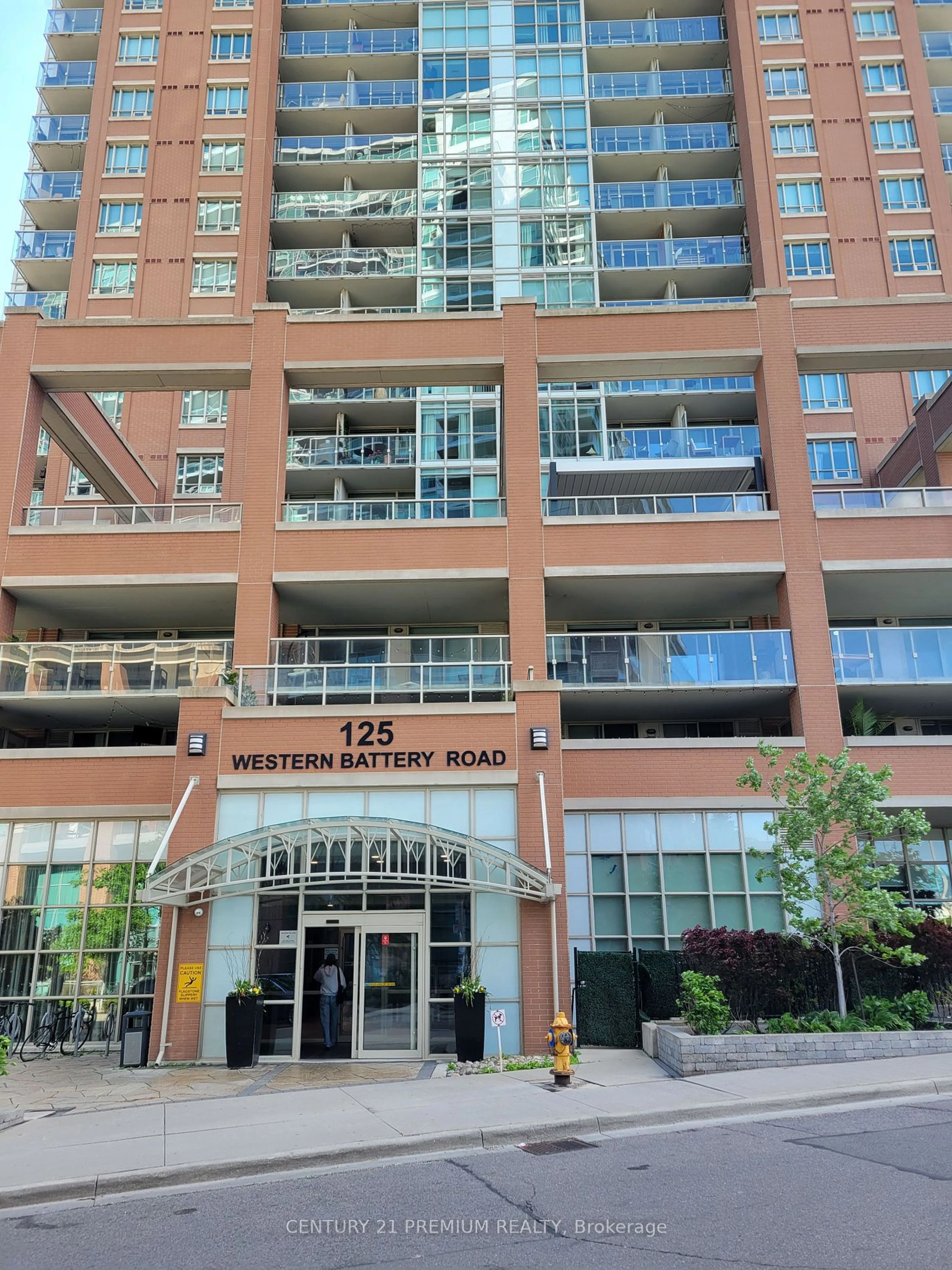 A pic from exterior of the house or condo for 125 Western Battery Rd #608, Toronto Ontario M6K 3R8