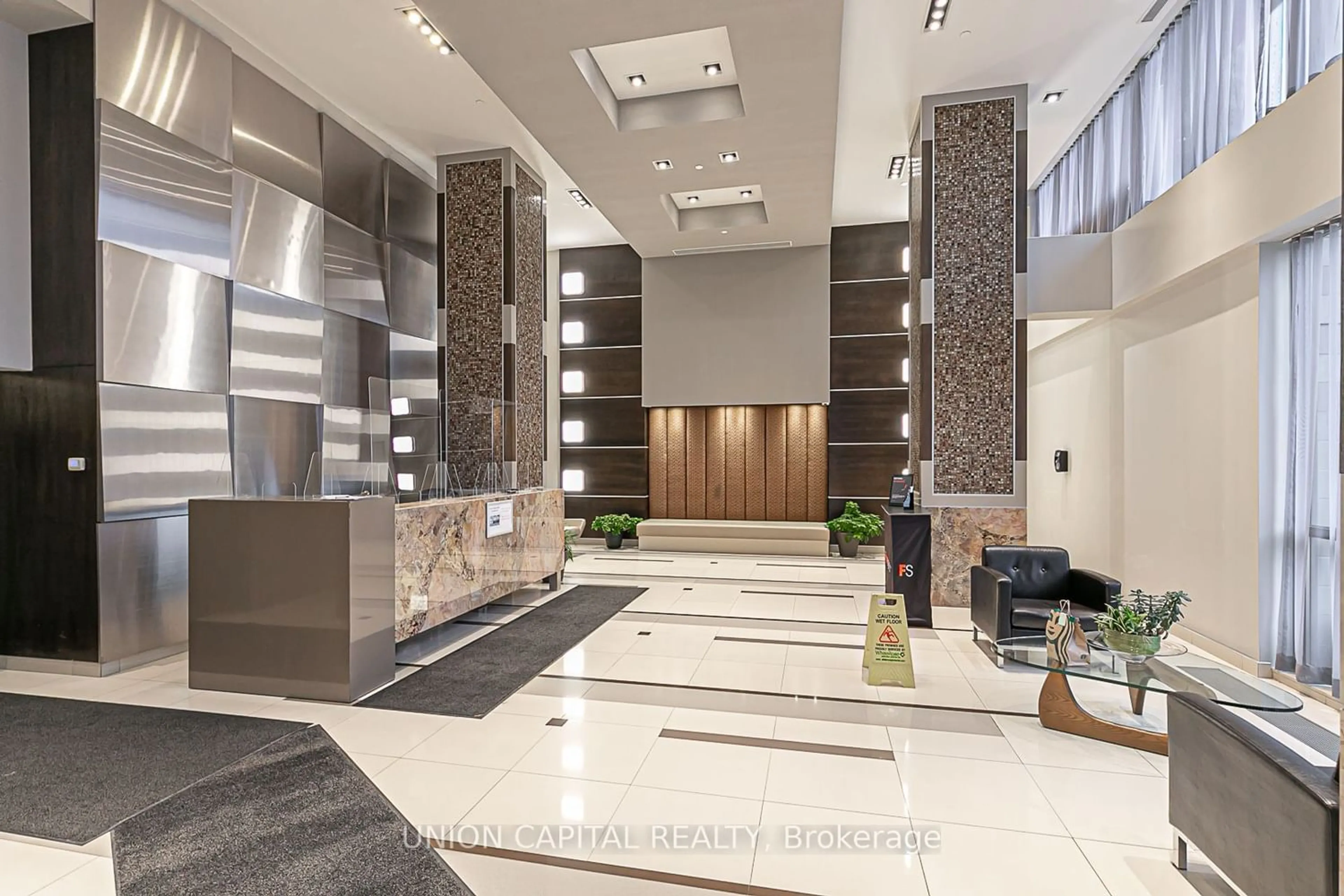 Indoor lobby for 26 Norton Ave #511, Toronto Ontario M2N 0H6