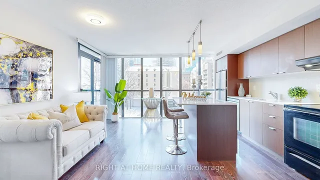 Additional image 31 of 110 Charles St Unit 406