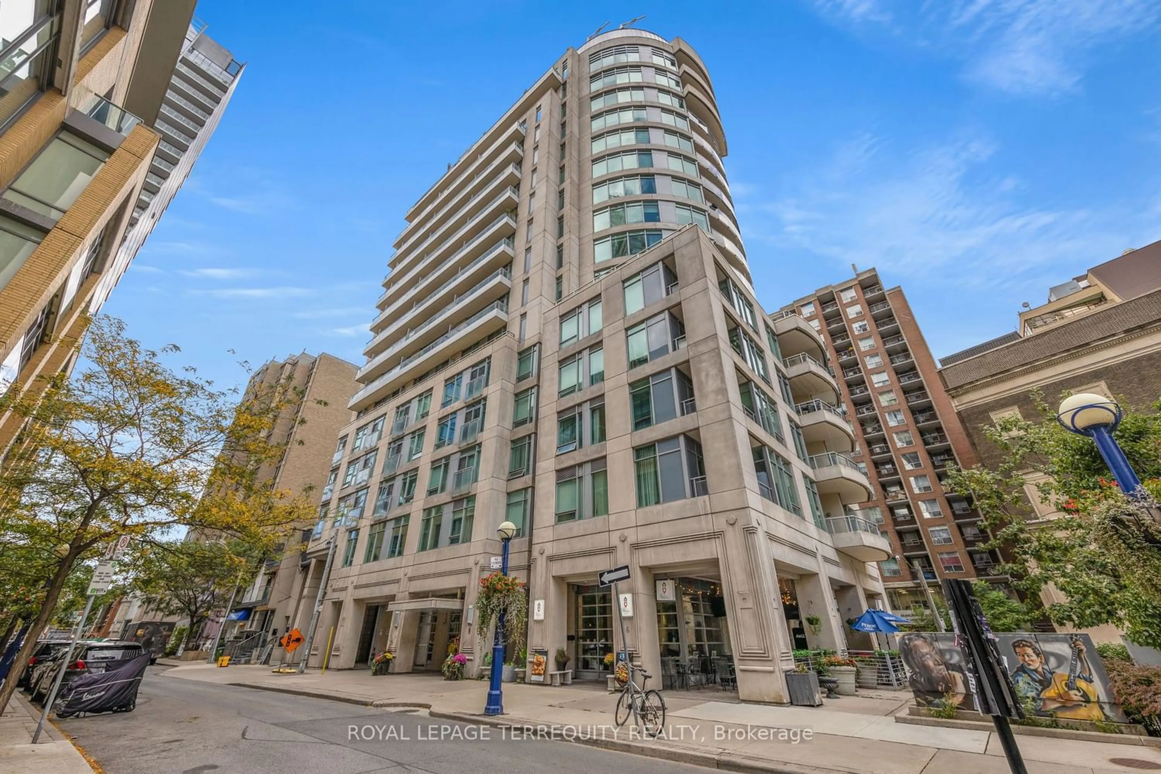 A pic from exterior of the house or condo for 8 Scollard St #1410, Toronto Ontario M5R 1M2