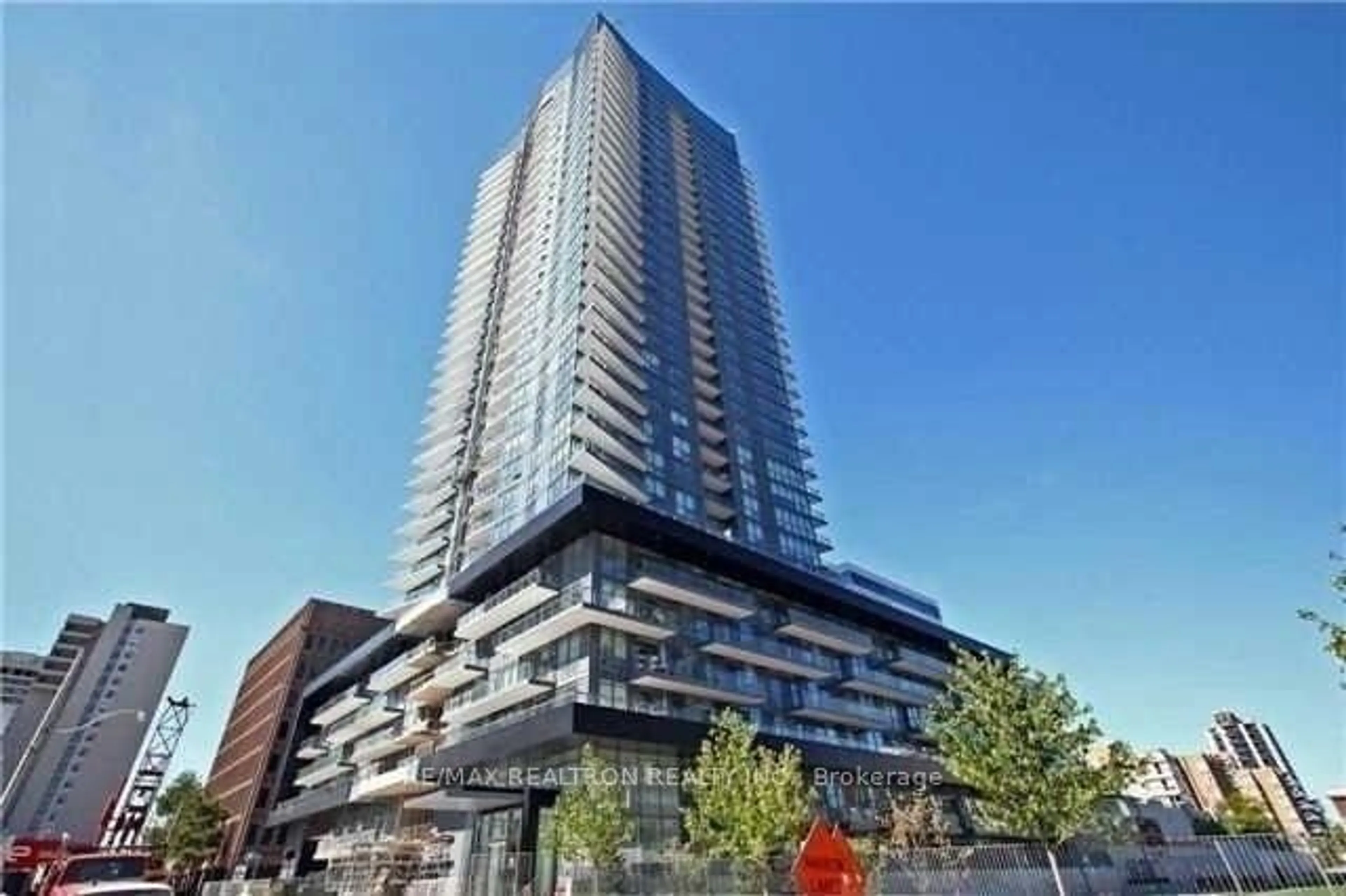 A pic from exterior of the house or condo for 30 Roehampton Ave #3004, Toronto Ontario M4P 0B9