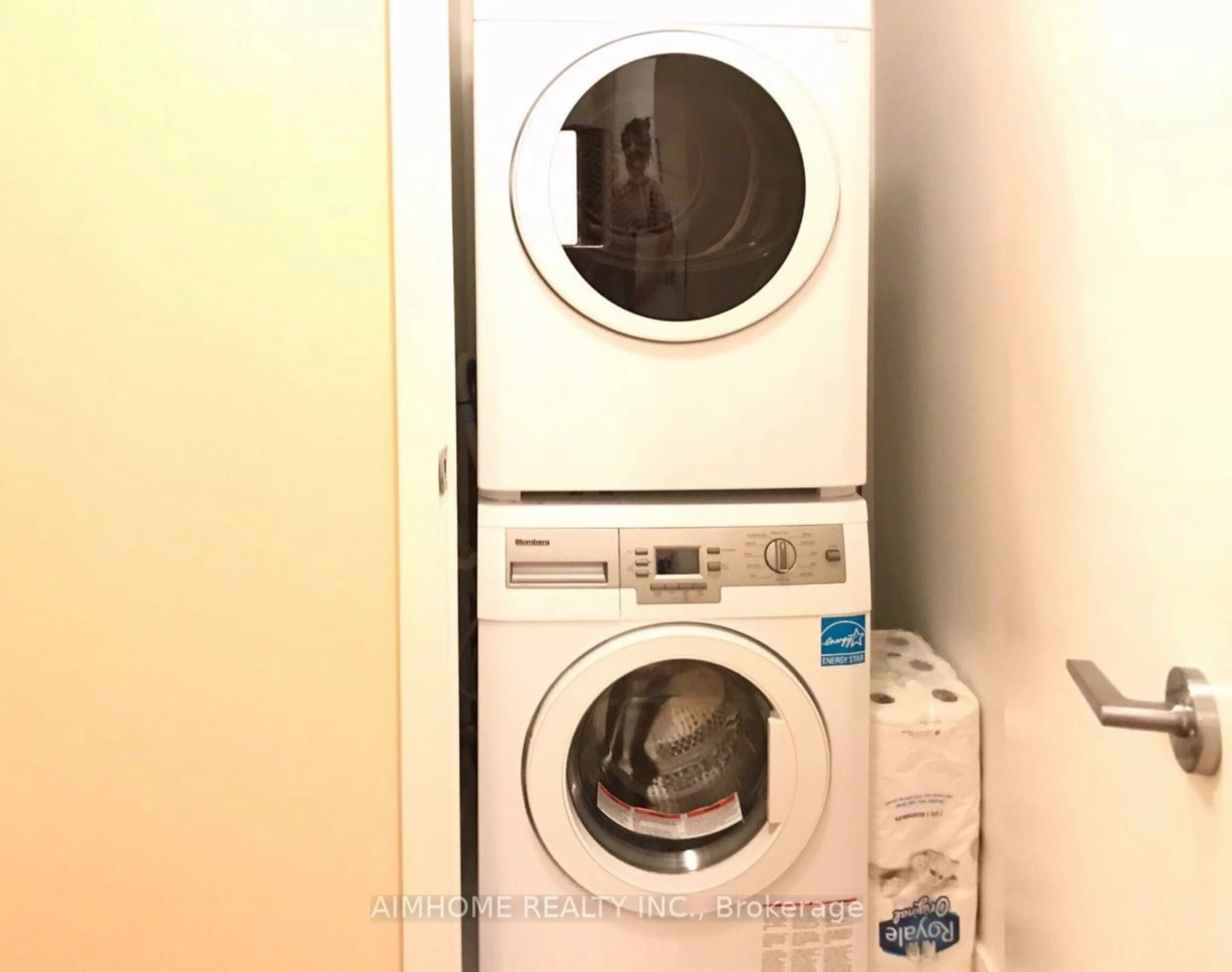 Washer and dryer for 14 York St #2004, Toronto Ontario M5J 0B1