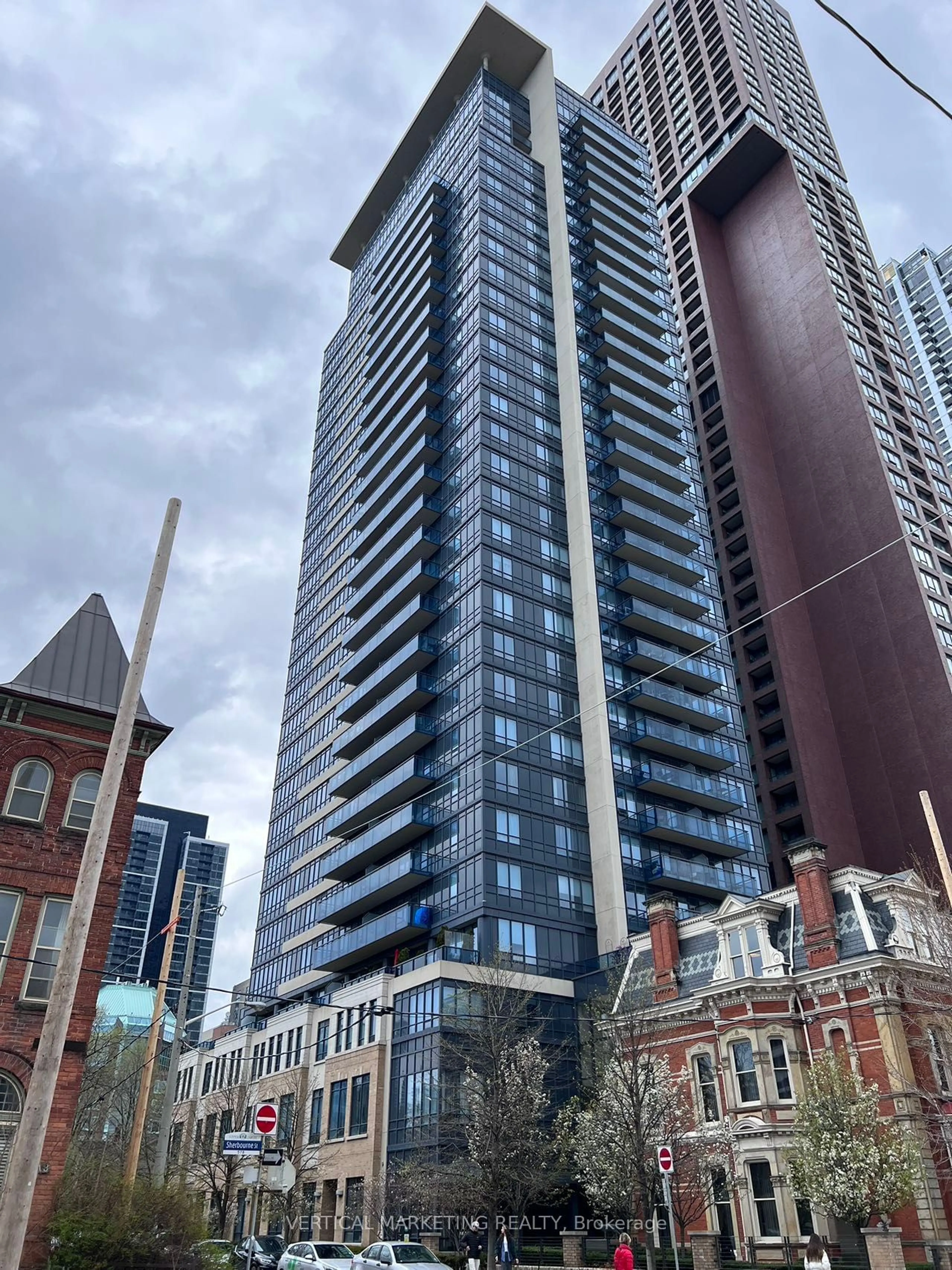 A pic from exterior of the house or condo for 28 Linden St #1605, Toronto Ontario M4Y 0A4