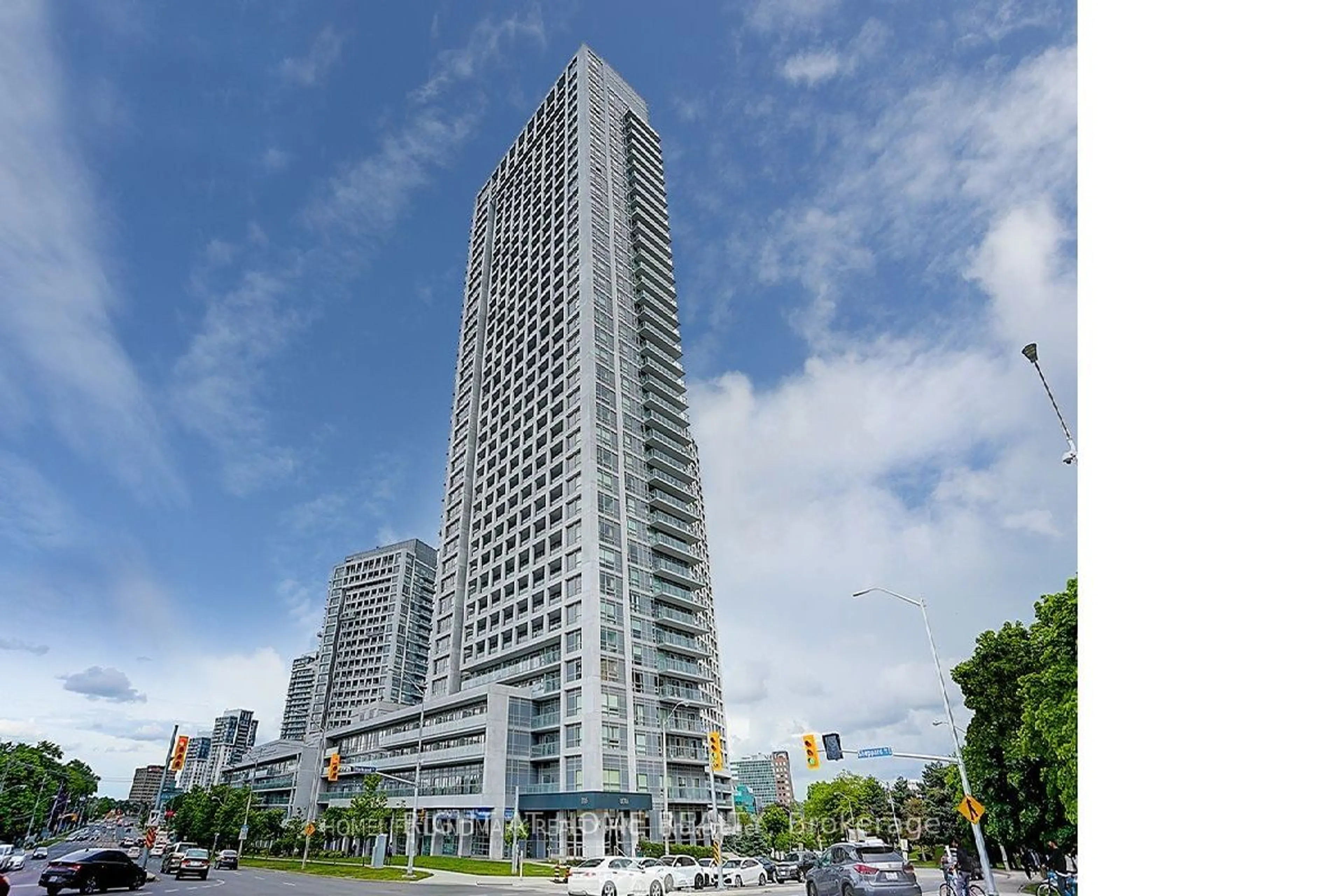 Standard kitchen for 2015 Sheppard Ave #307, Toronto Ontario M2J 0B3