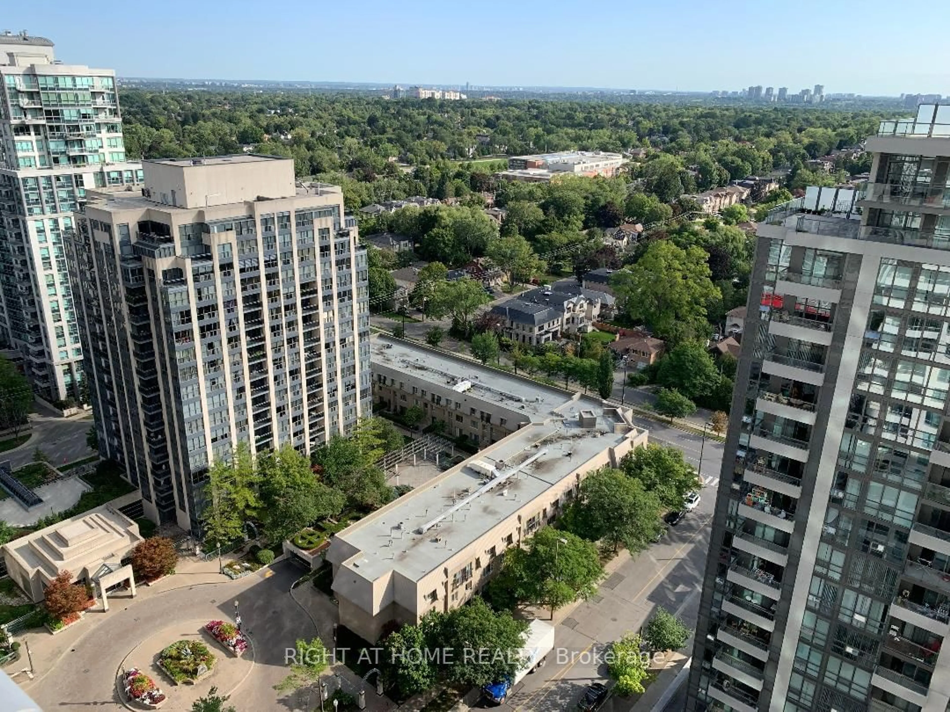 A pic from exterior of the house or condo for 23 Hollywood Ave #2706, Toronto Ontario M2N 7L8